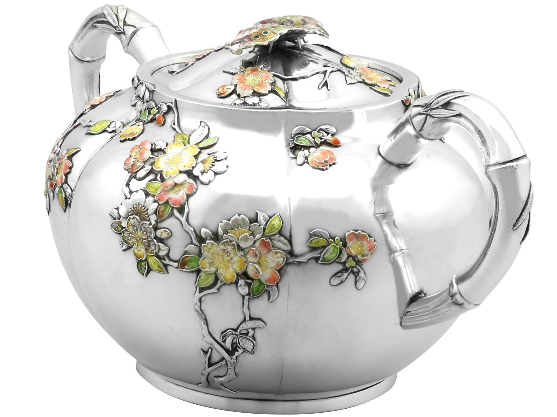Antikes japanisches Silber und Emaille Sahnekännchen und Zuckerdose CIRCA 1890 im Angebot 2