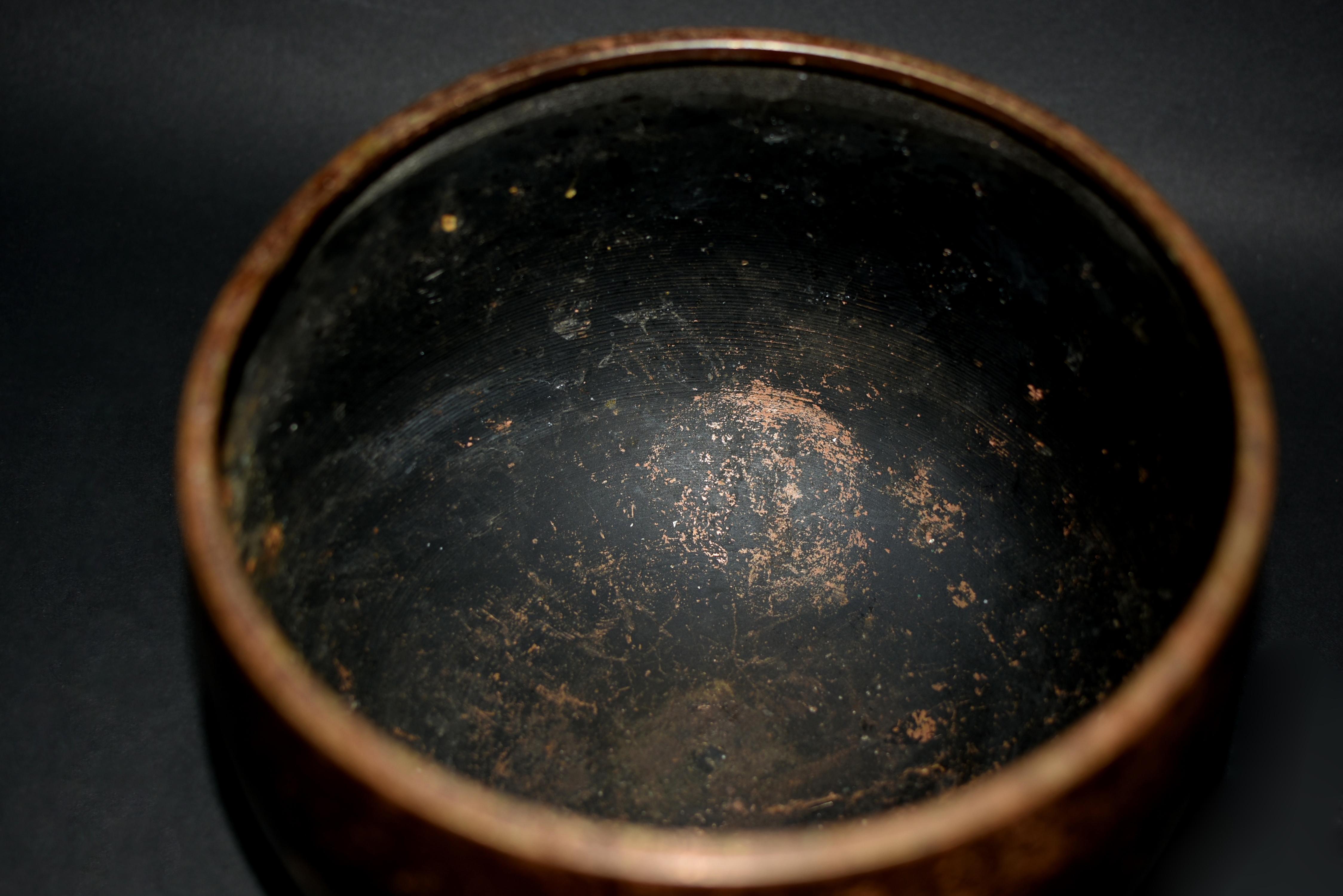 Antique Japanese Singing Bowl with Rose Gold Patina 3
