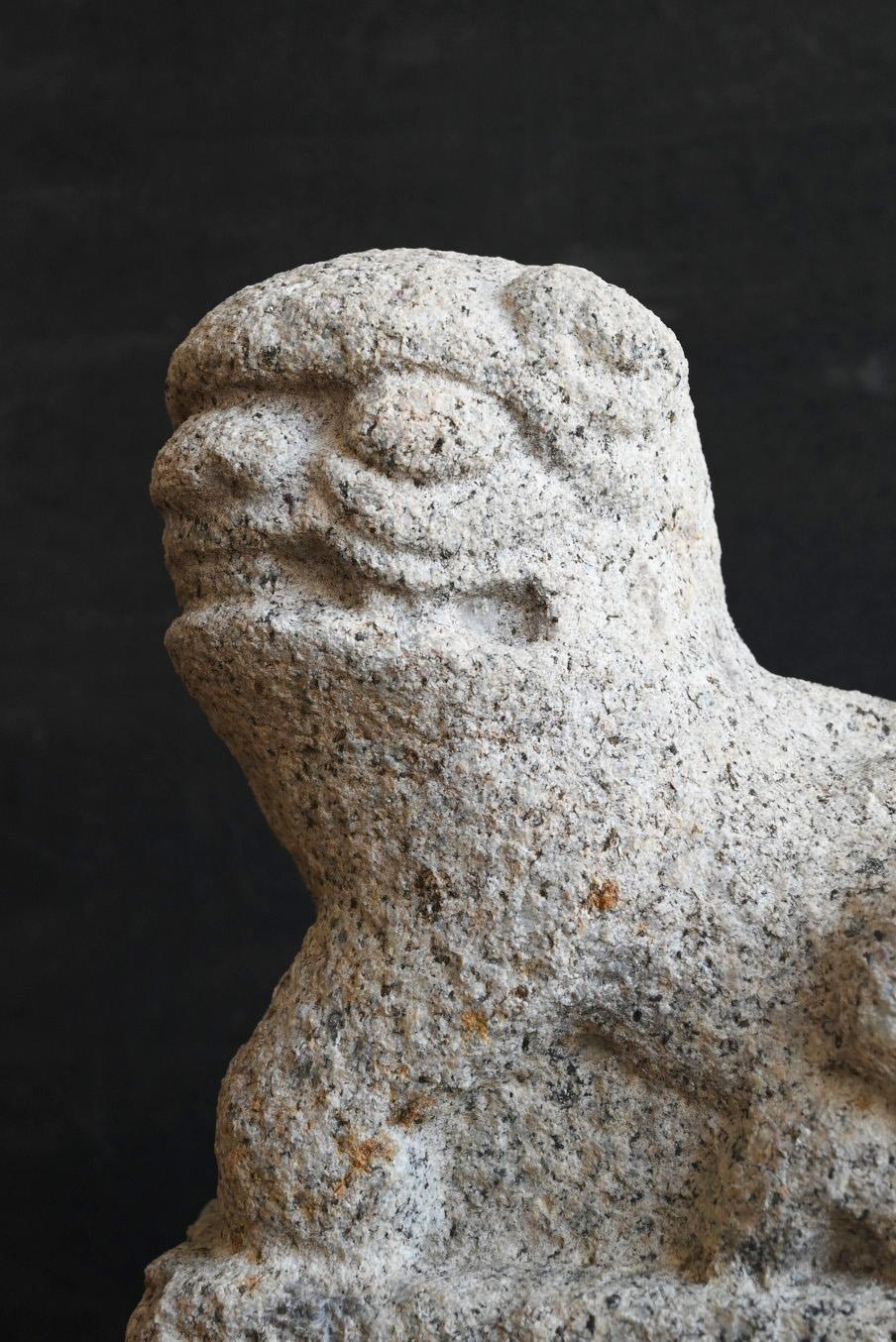 Granite Antique Japanese stone lion statue/19th century/Edo period/Garden decoration