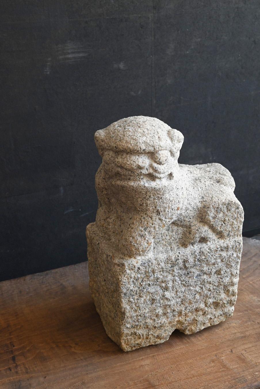 Antique Japanese stone lion statue/19th century/Edo period/Garden decoration 1