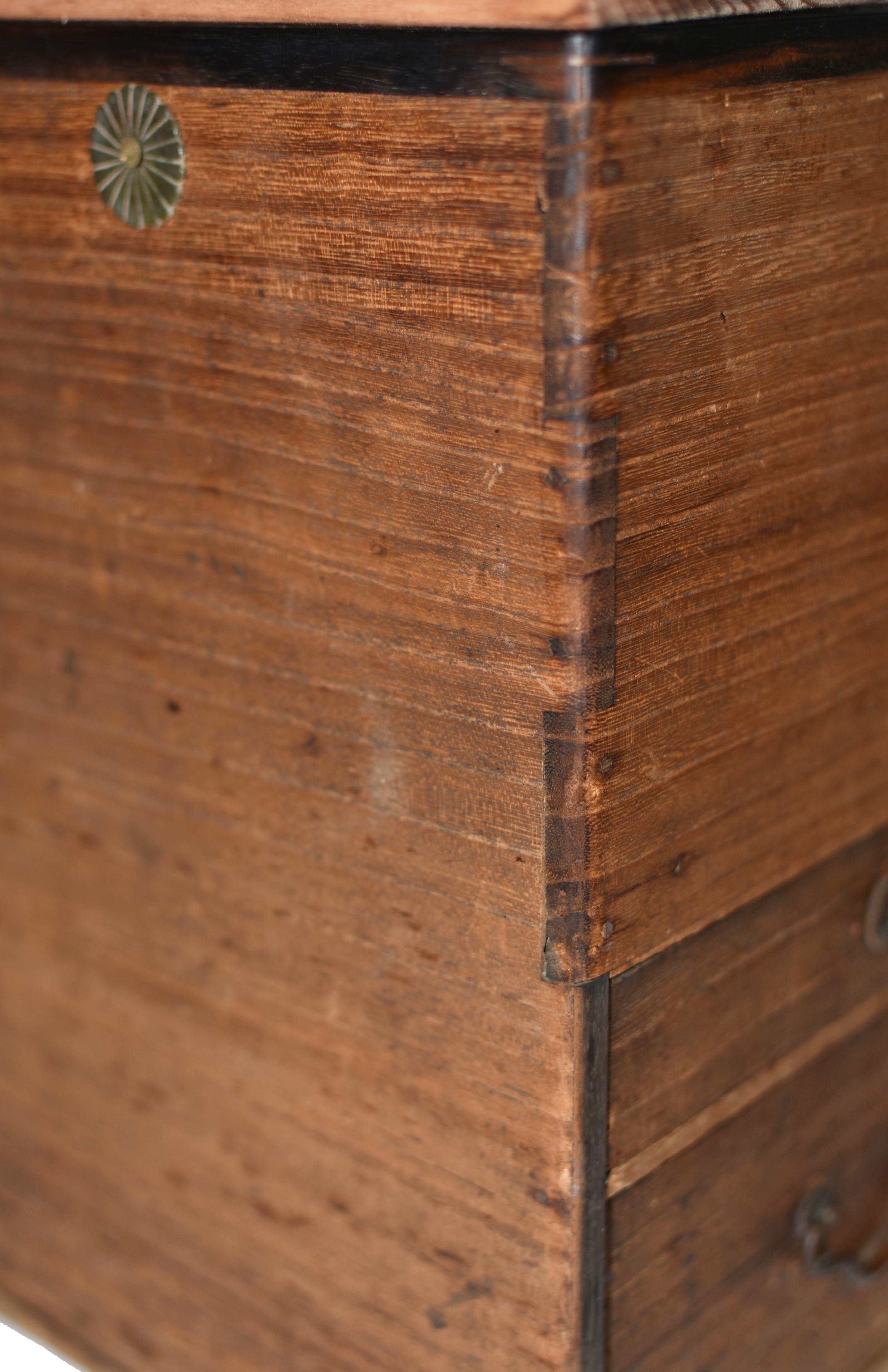 Antique Japanese Storage Box For Sale 9