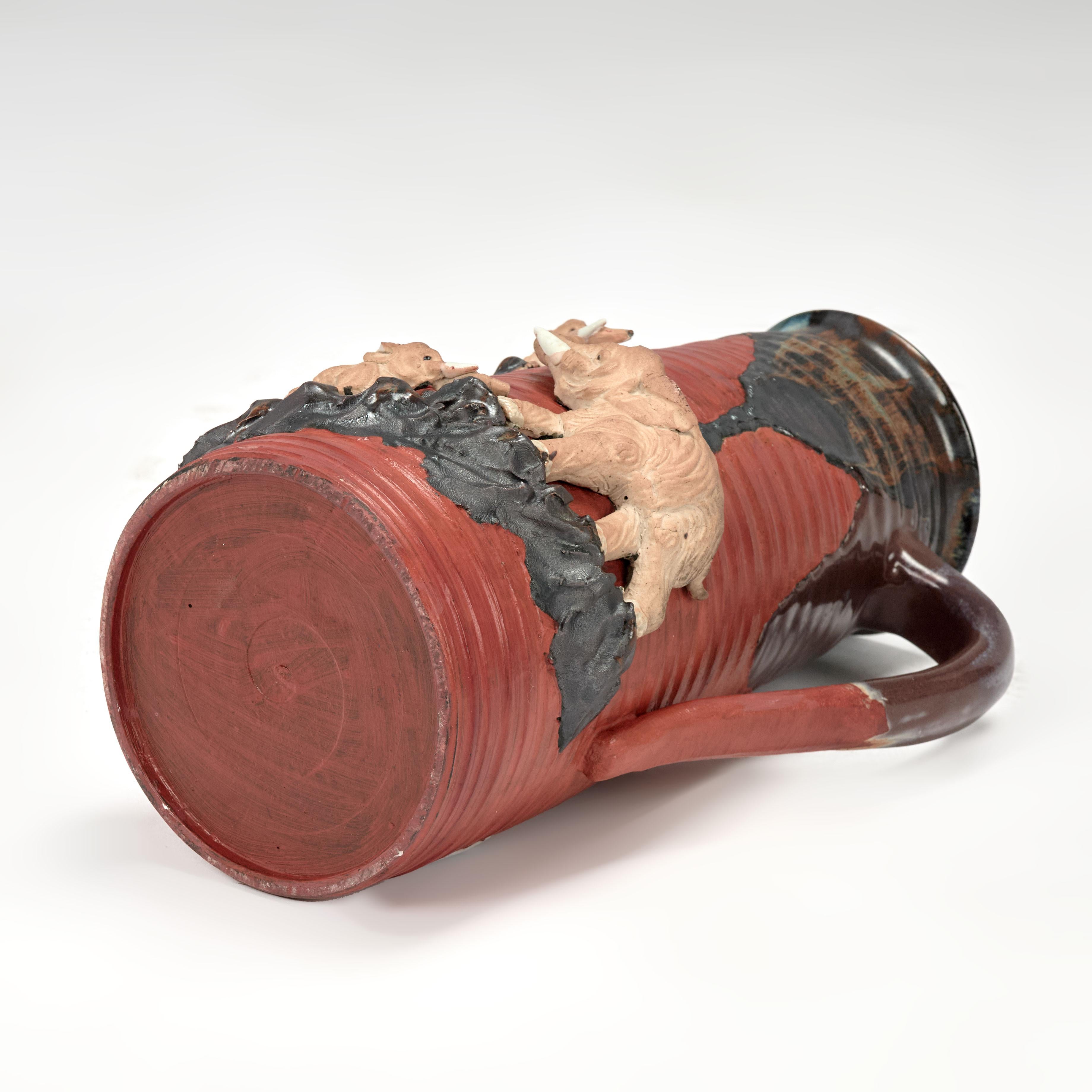 Pichet ancien en poterie japonaise Sumida Gaia avec éléphants en vente 2