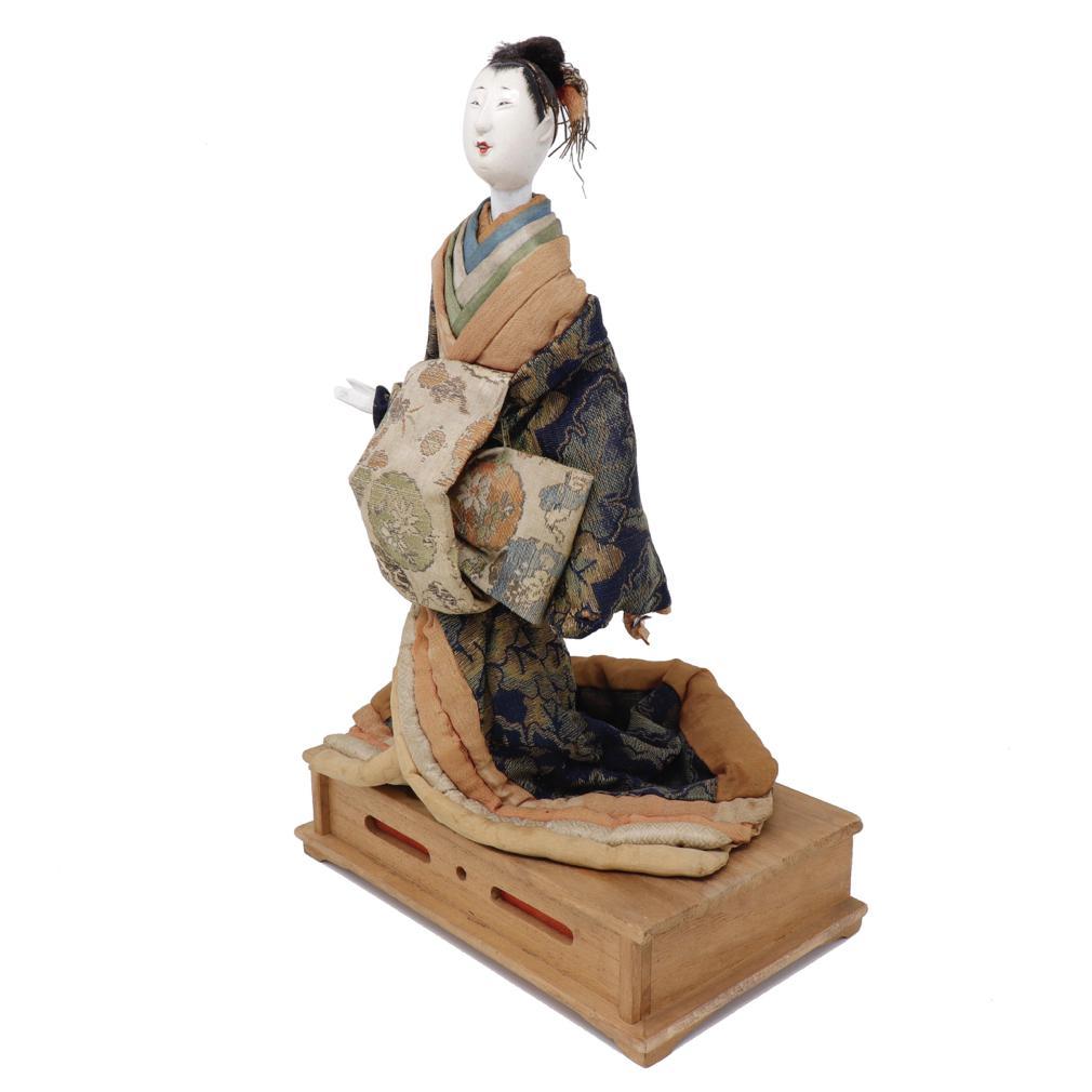 Hand-Crafted Antique Japanese Takeda Ningyo of an Oiran, Edo Period For Sale