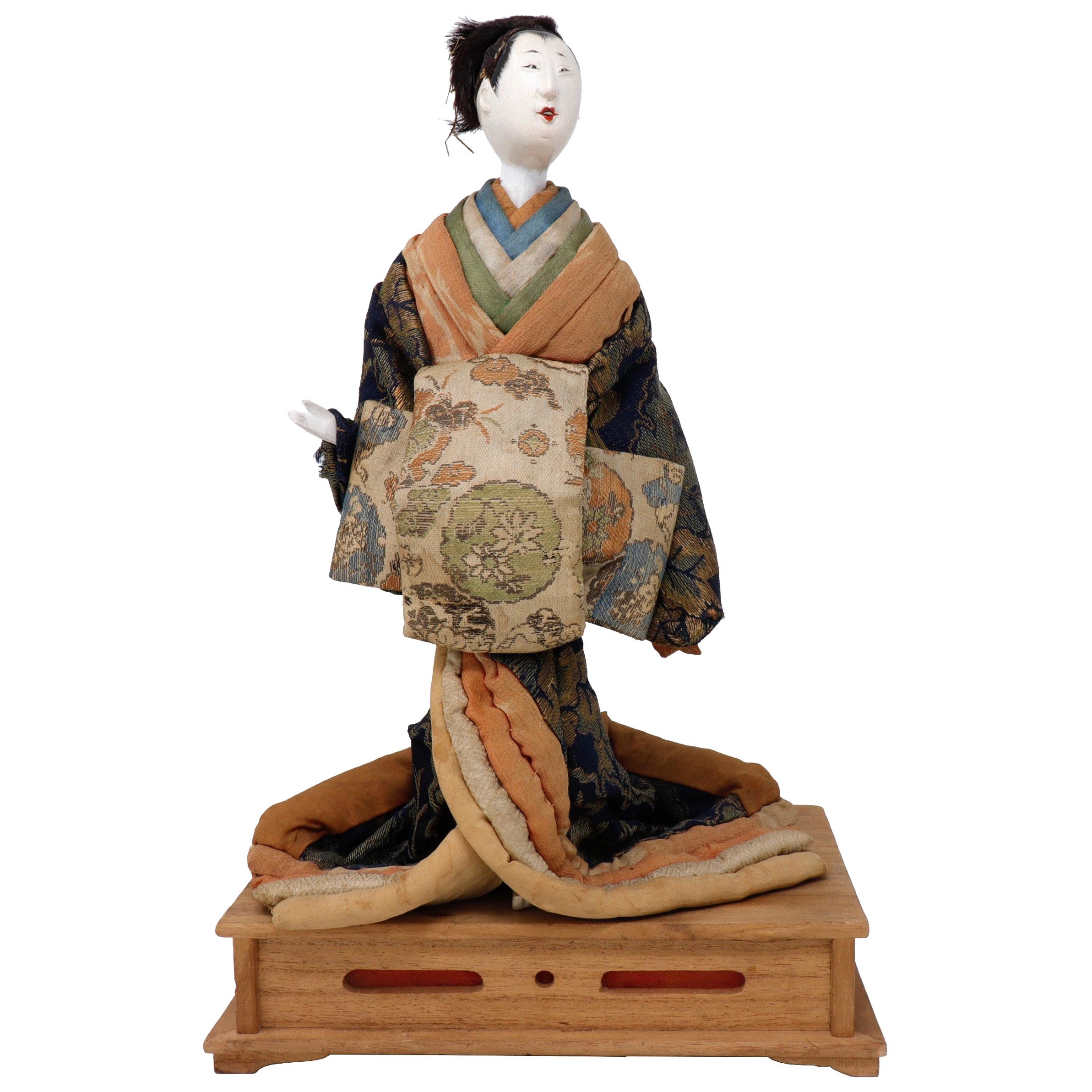 Antique Japanese Takeda Ningyo of an Oiran, Edo Period For Sale