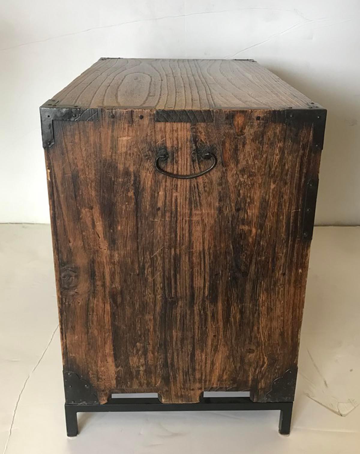 Antique Japanese Tansu For Sale at 1stDibs