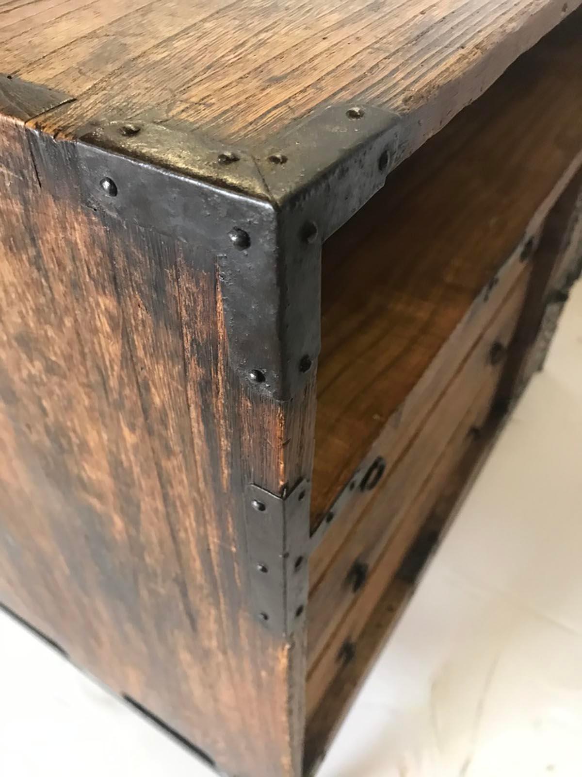 Antique Japanese Tansu For Sale at 1stDibs