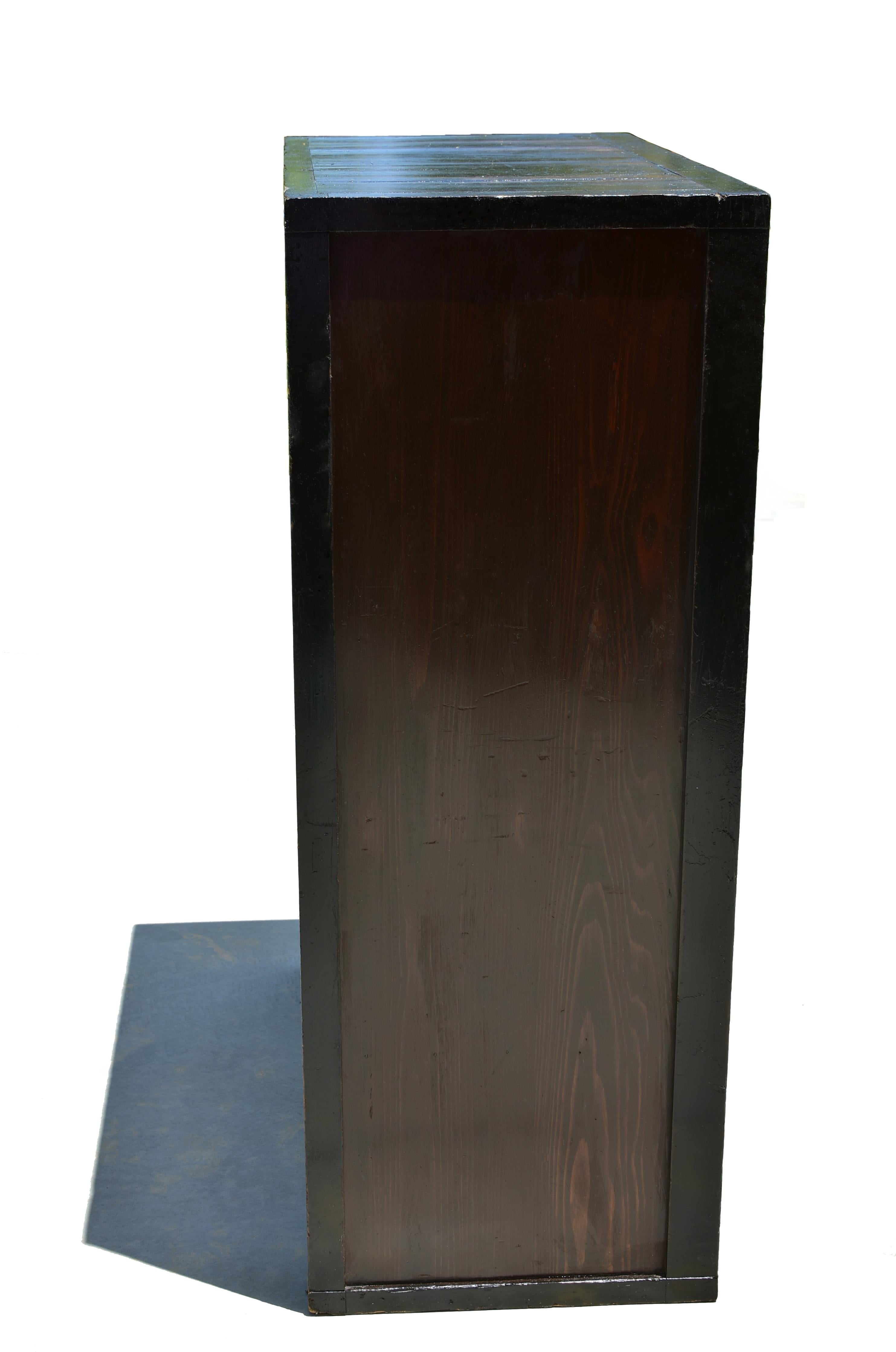 Tansu Taisho Japonés Antiguo Lacado en Dos Tonos 47 en venta 10