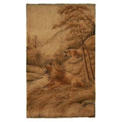 Antiker japanischer Wandteppich in Beige-Braun mit Löwenbildern von Teppich & Kelim