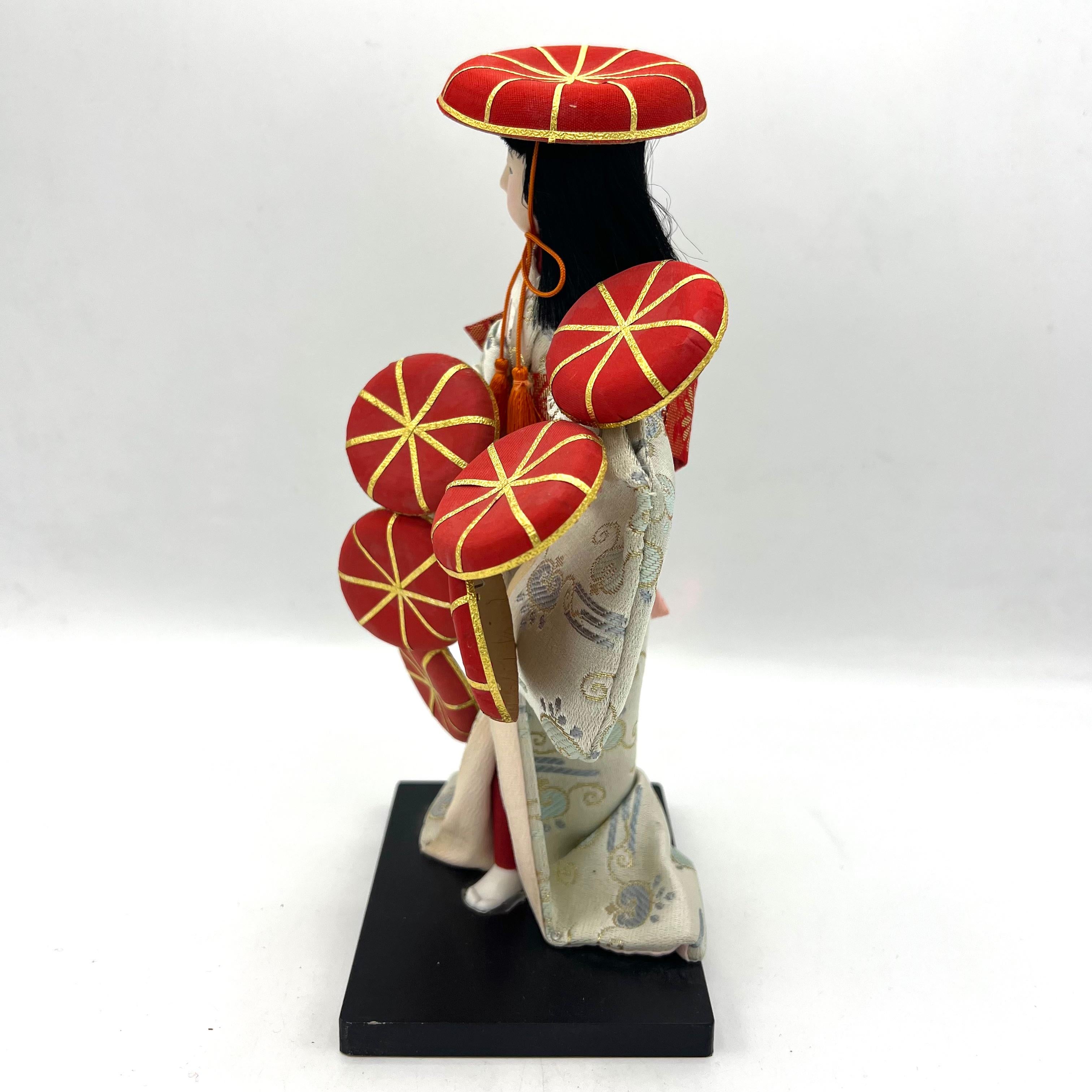Fait main Ancienne poupée de danse japonaise Temari 1990 en vente