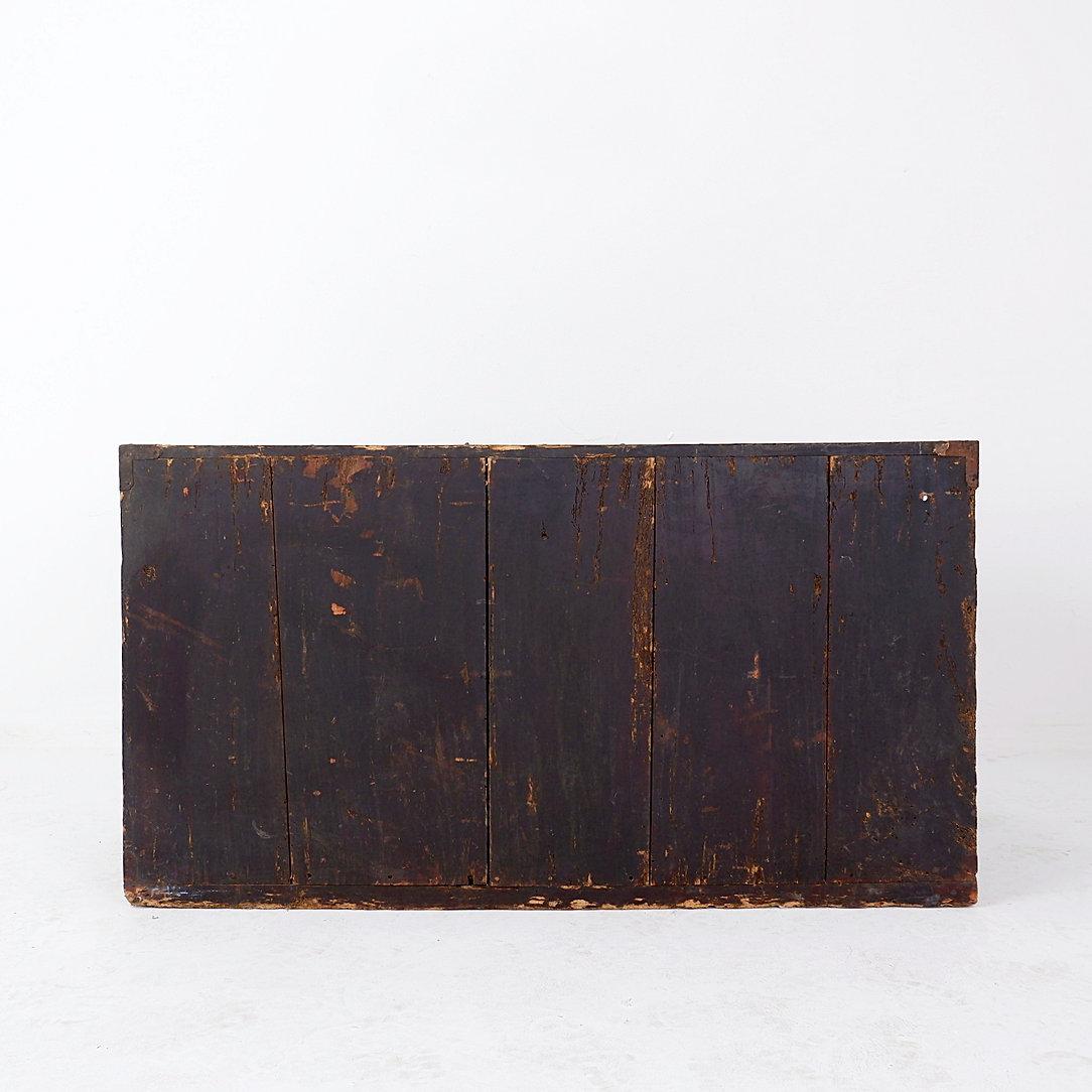 Antico todana tansu giapponese - 19° secolo 
Antico - Decorazione orientale
Misure: 97cmx44cm H. 53cm 
Materiali : Wood & Ironwork
Usura coerente con l'età e l'uso
