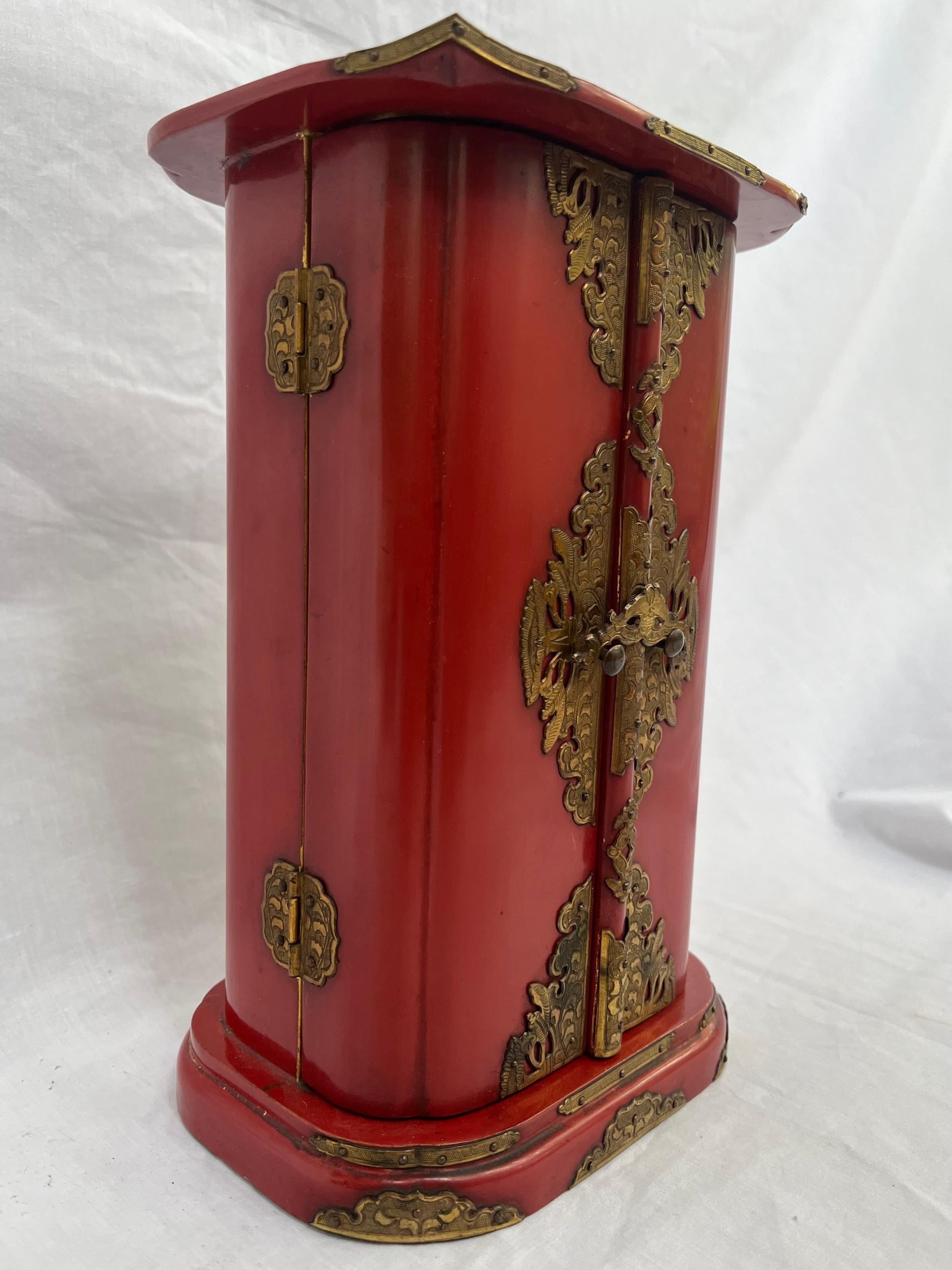 Antique Japanese Traveling Altar Aizen Myoo or Ragaraja King of Wisdom Funno Son For Sale 13