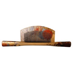 Antique Japanese Two-Piece Comb (Kushi) Set with Gold Maki-e, Signed, Early 20th