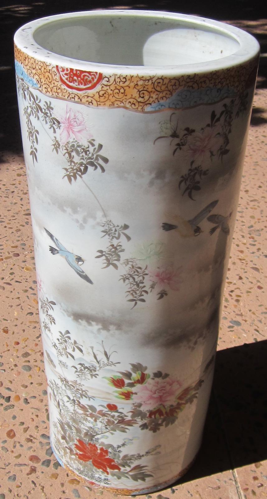 Antique Japanese Umbrella Stand In Good Condition In Paradise Point, Queensland