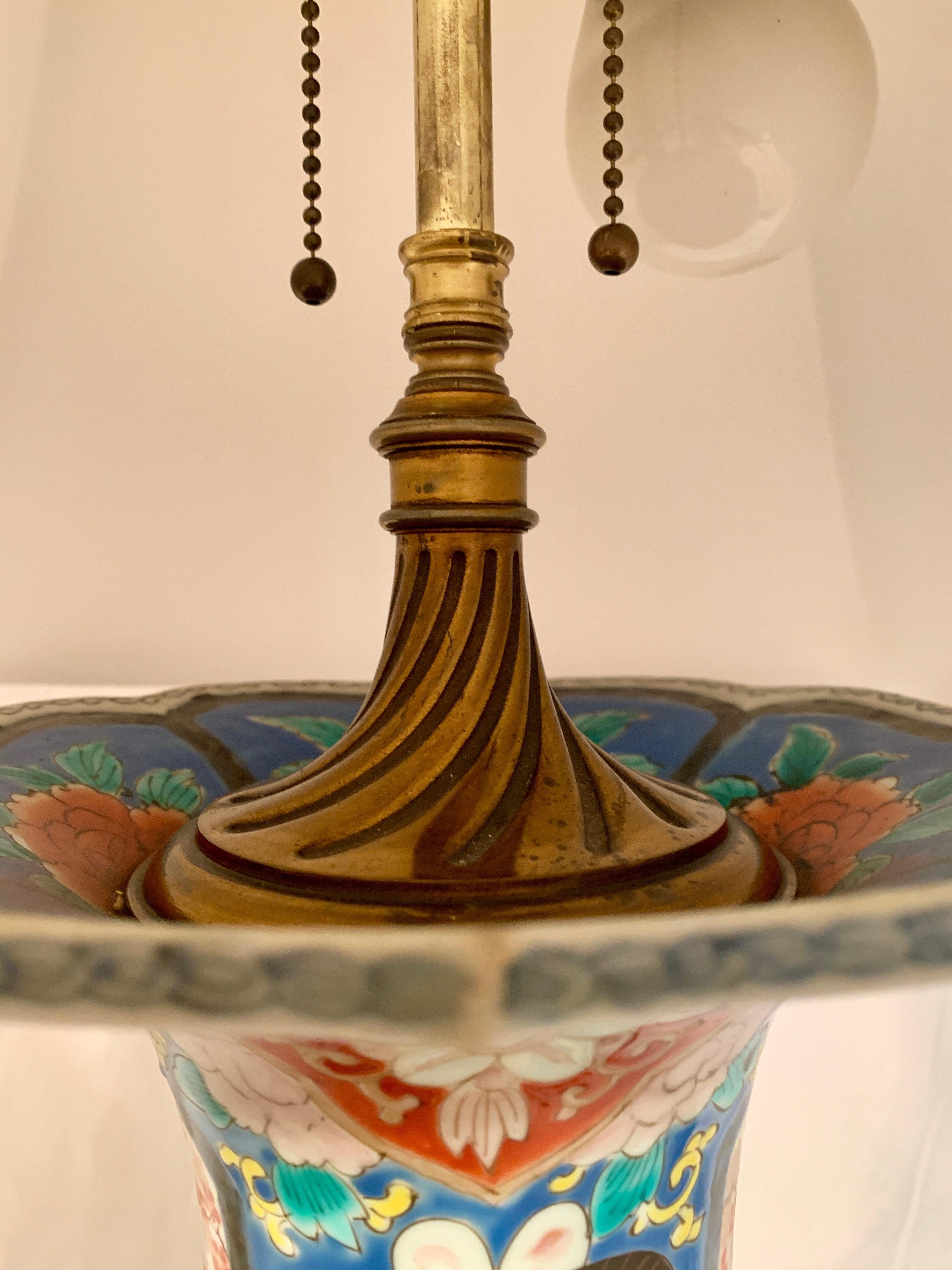 Antike japanische Urne in Lampe umgewandelt  (19. Jahrhundert) im Angebot