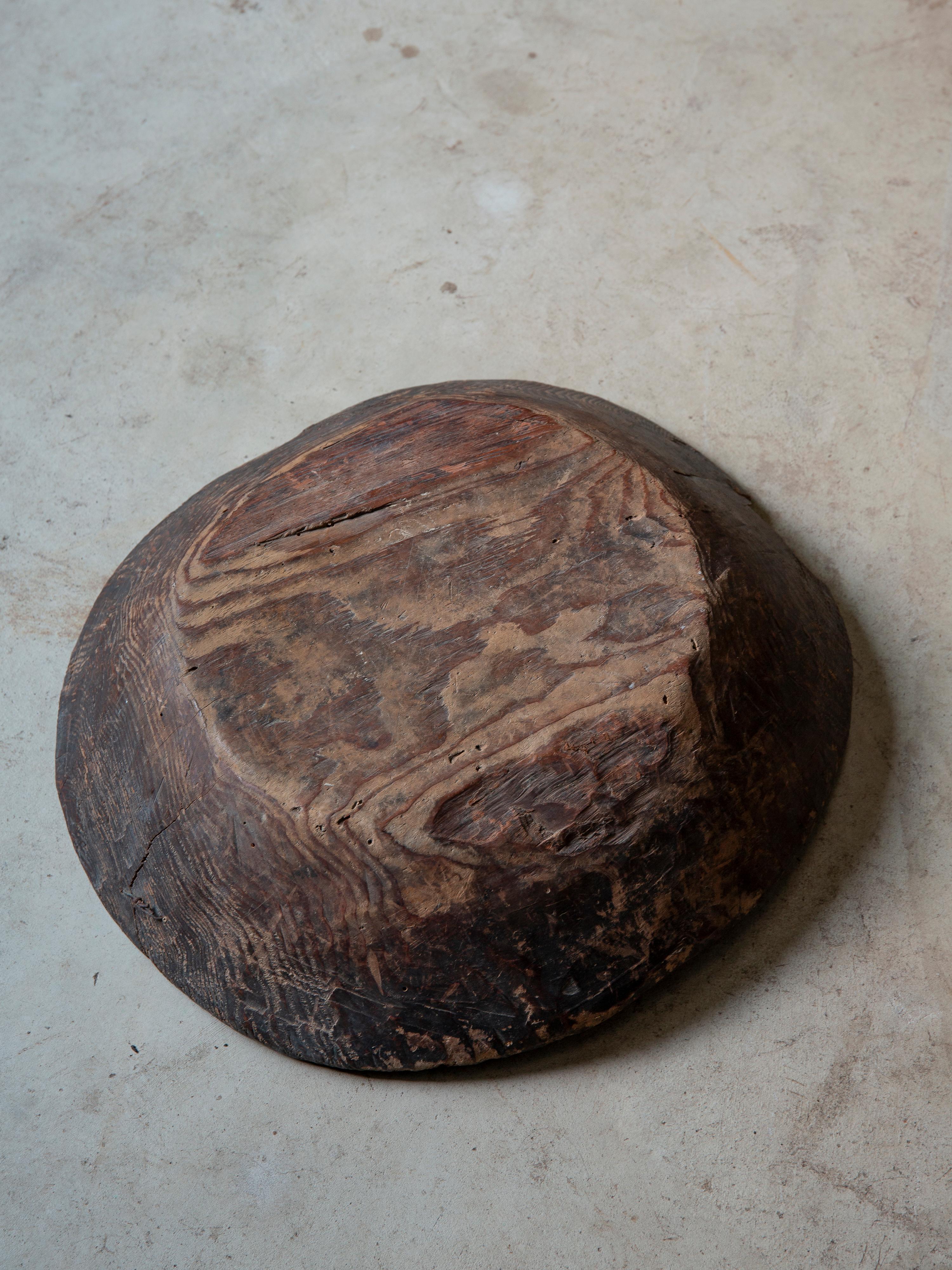 antique Japanese wabi sabi Konebachi, Hand-carved dough bowl - primitive, mingei 8