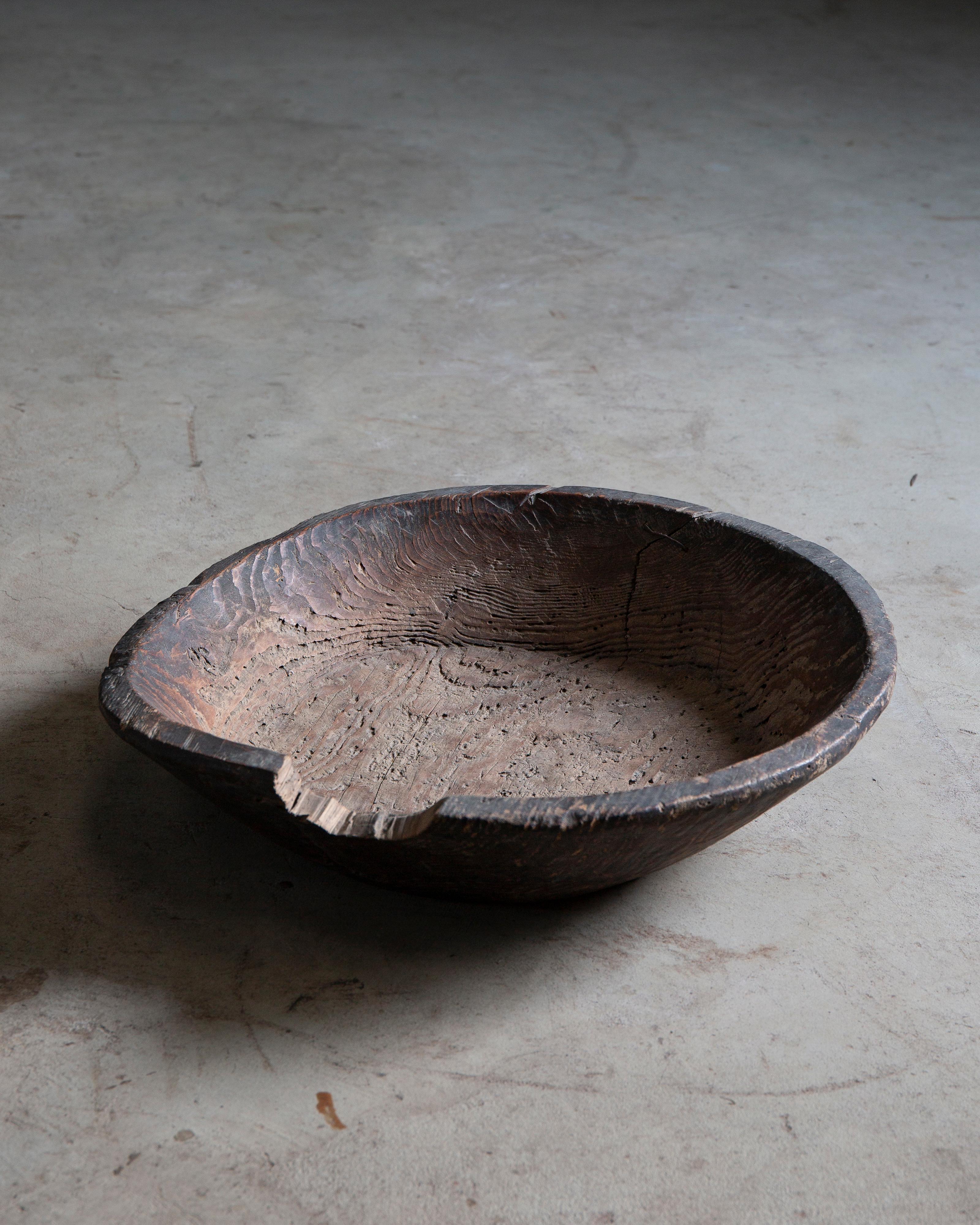 antique Japanese wabi sabi Konebachi, Hand-carved dough bowl - primitive, mingei 10