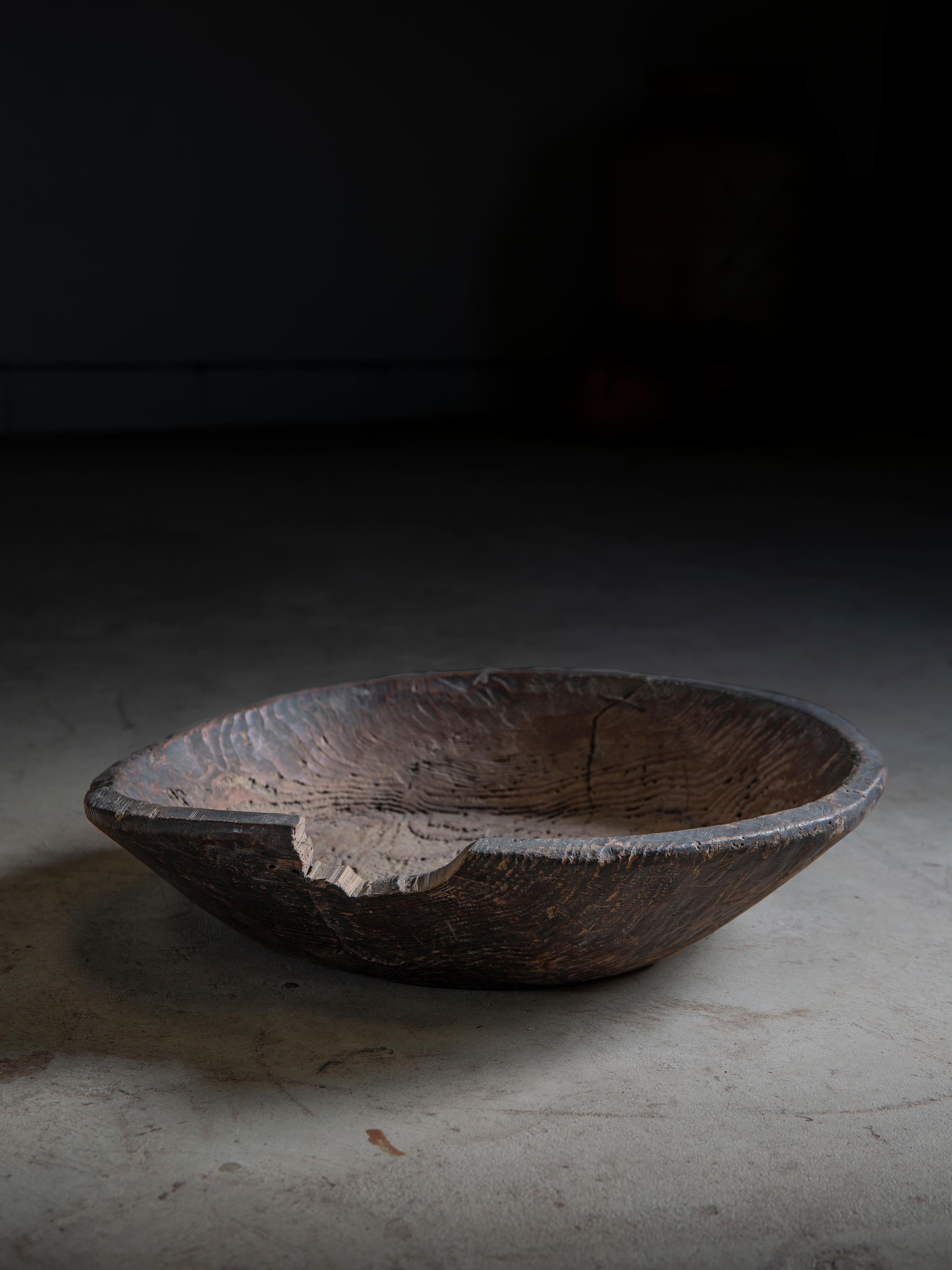 antique Japanese wabi sabi Konebachi, Hand-carved dough bowl - primitive, mingei 1