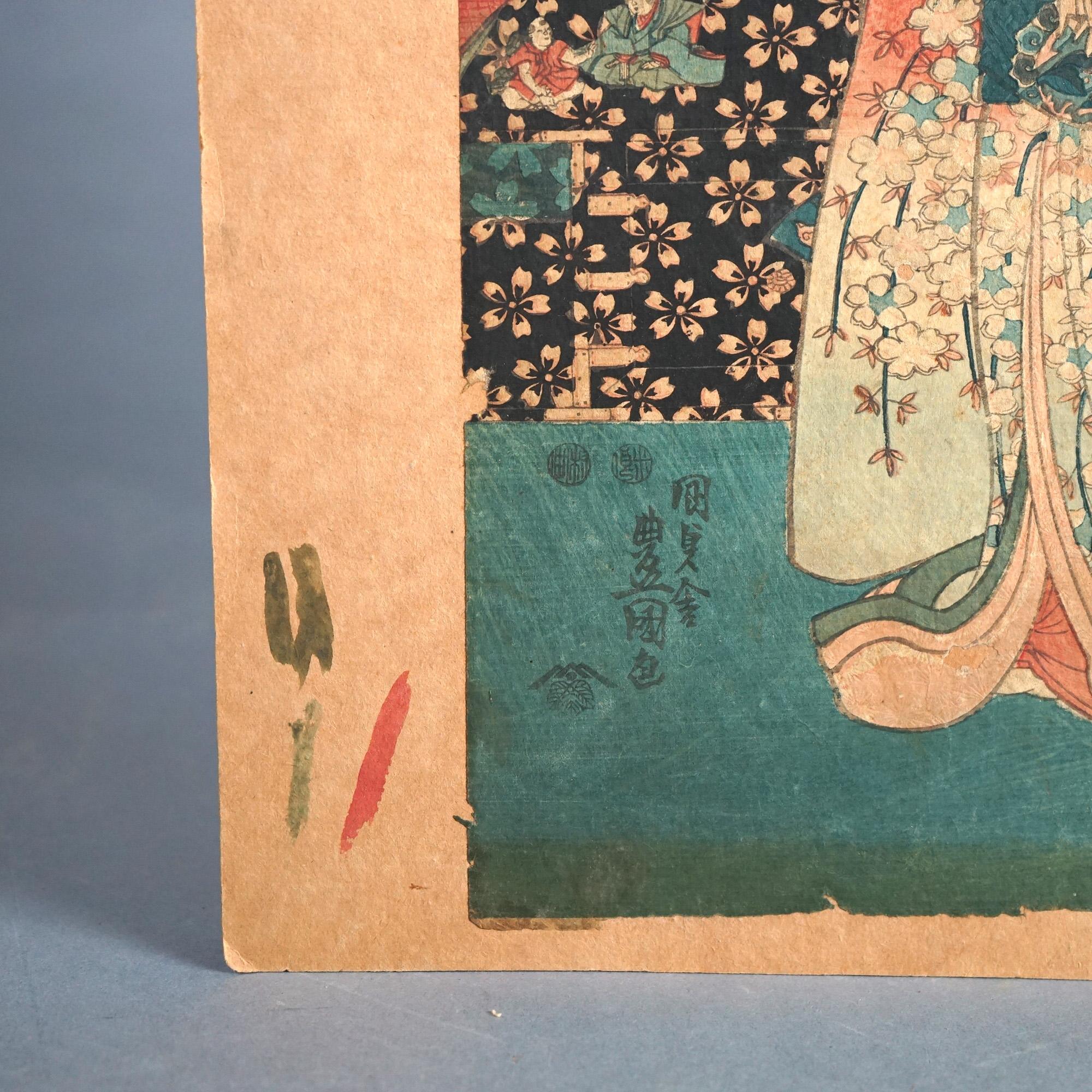 Antique Japanese Woodblock Print of a Woman by Hiroshige C1920 In Good Condition In Big Flats, NY