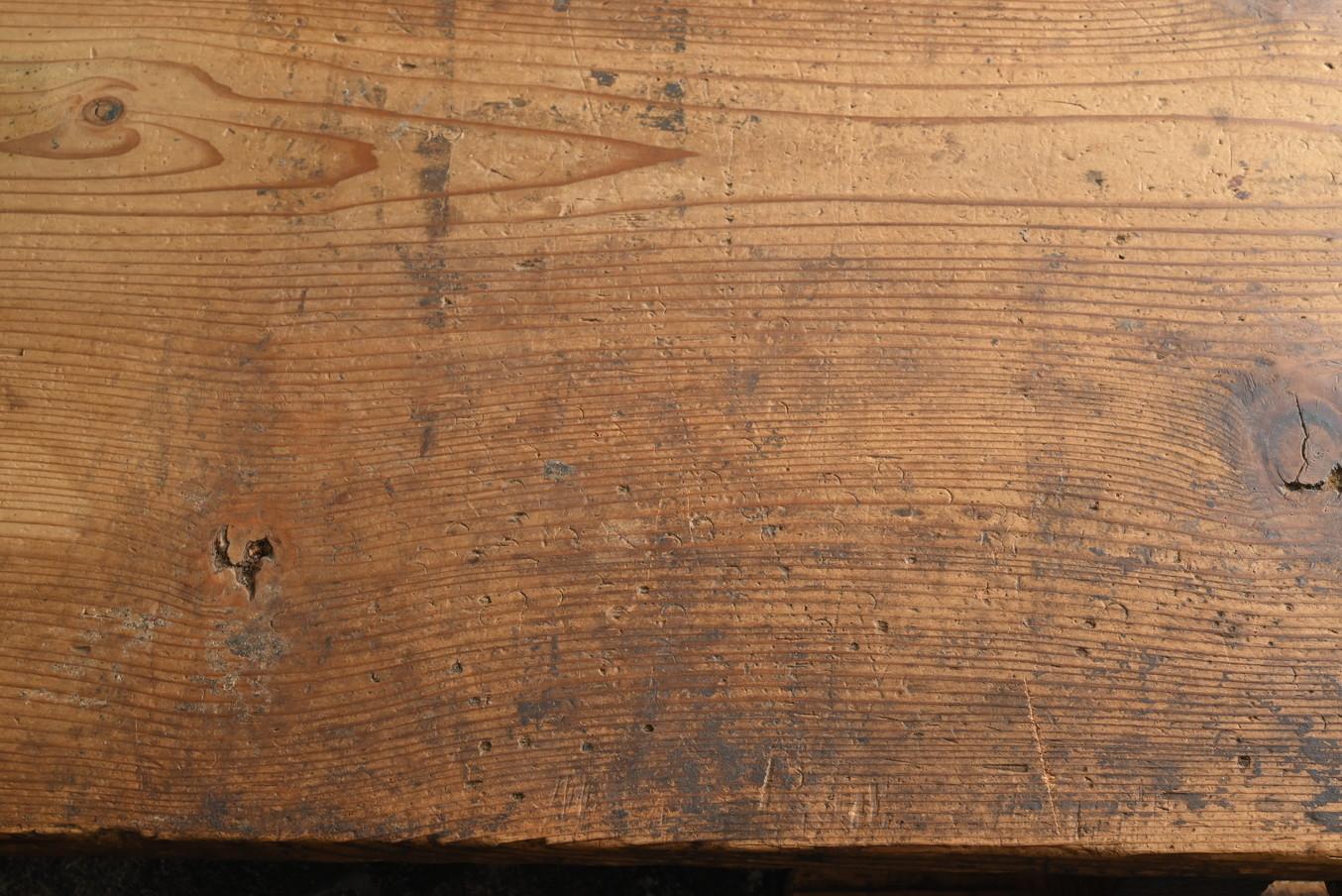 Ancienne table basse japonaise en bois /Début 20ème siècle / Table de canapé Wabi-sabi en vente 10