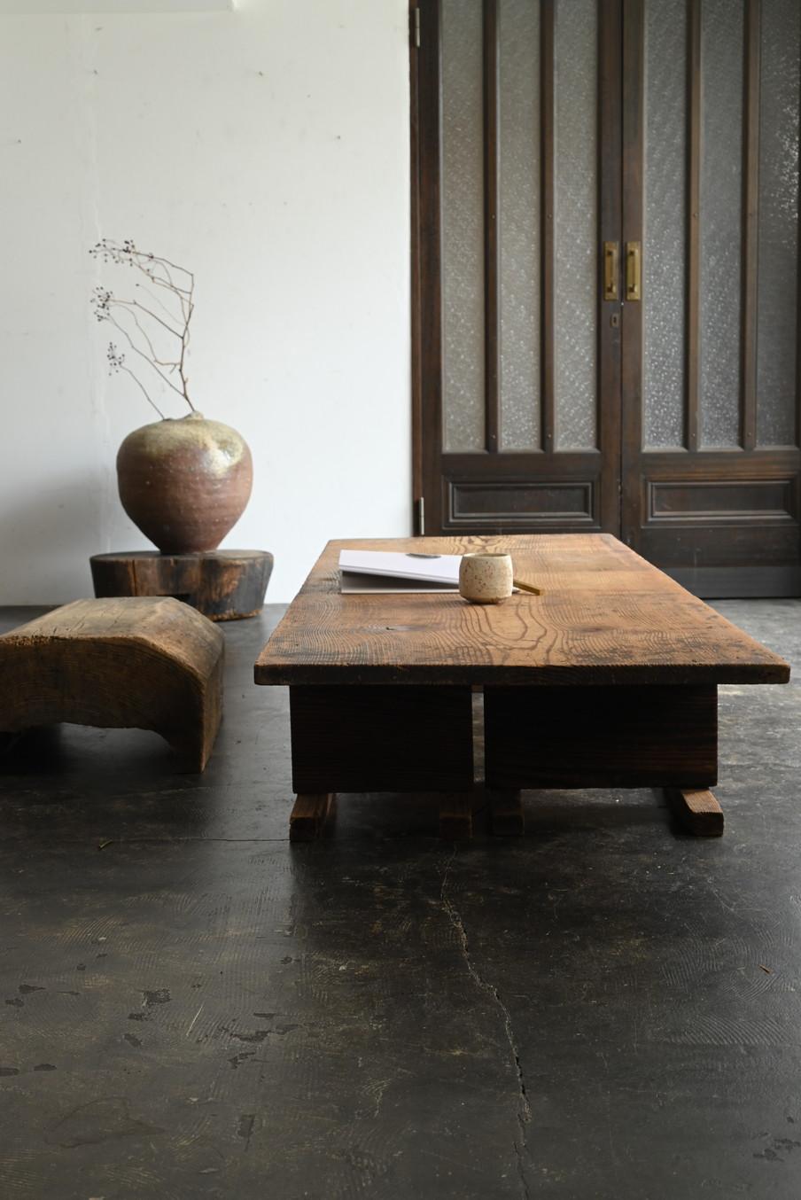 Ancienne table basse japonaise en bois /Début 20ème siècle / Table de canapé Wabi-sabi en vente 12