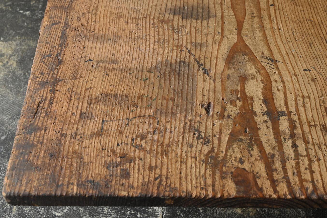 Cèdre Ancienne table basse japonaise en bois /Début 20ème siècle / Table de canapé Wabi-sabi en vente