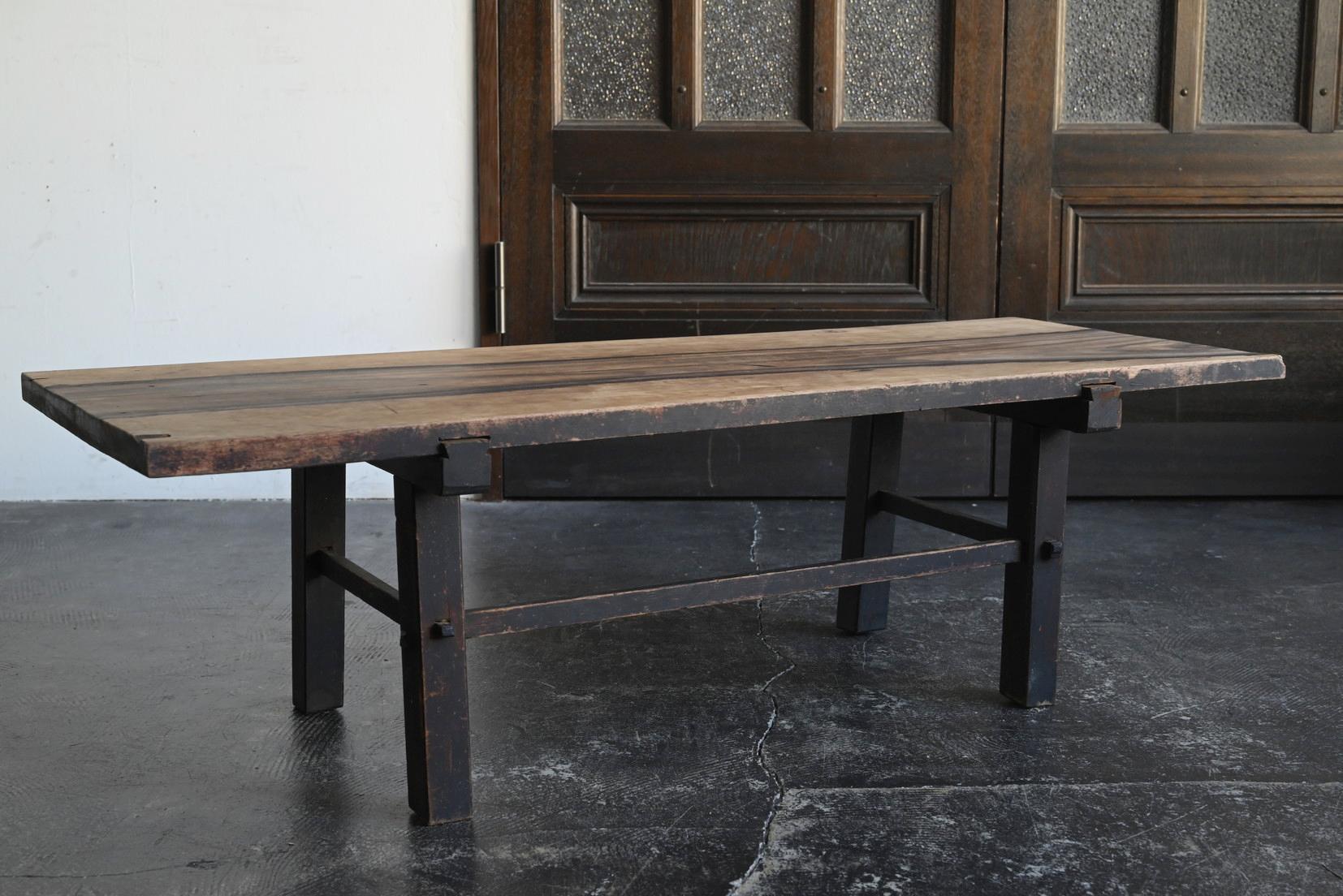 Table basse japonaise ancienne en bois avec un motif de lavage à l'encre de bon goût/Meiji en vente 6