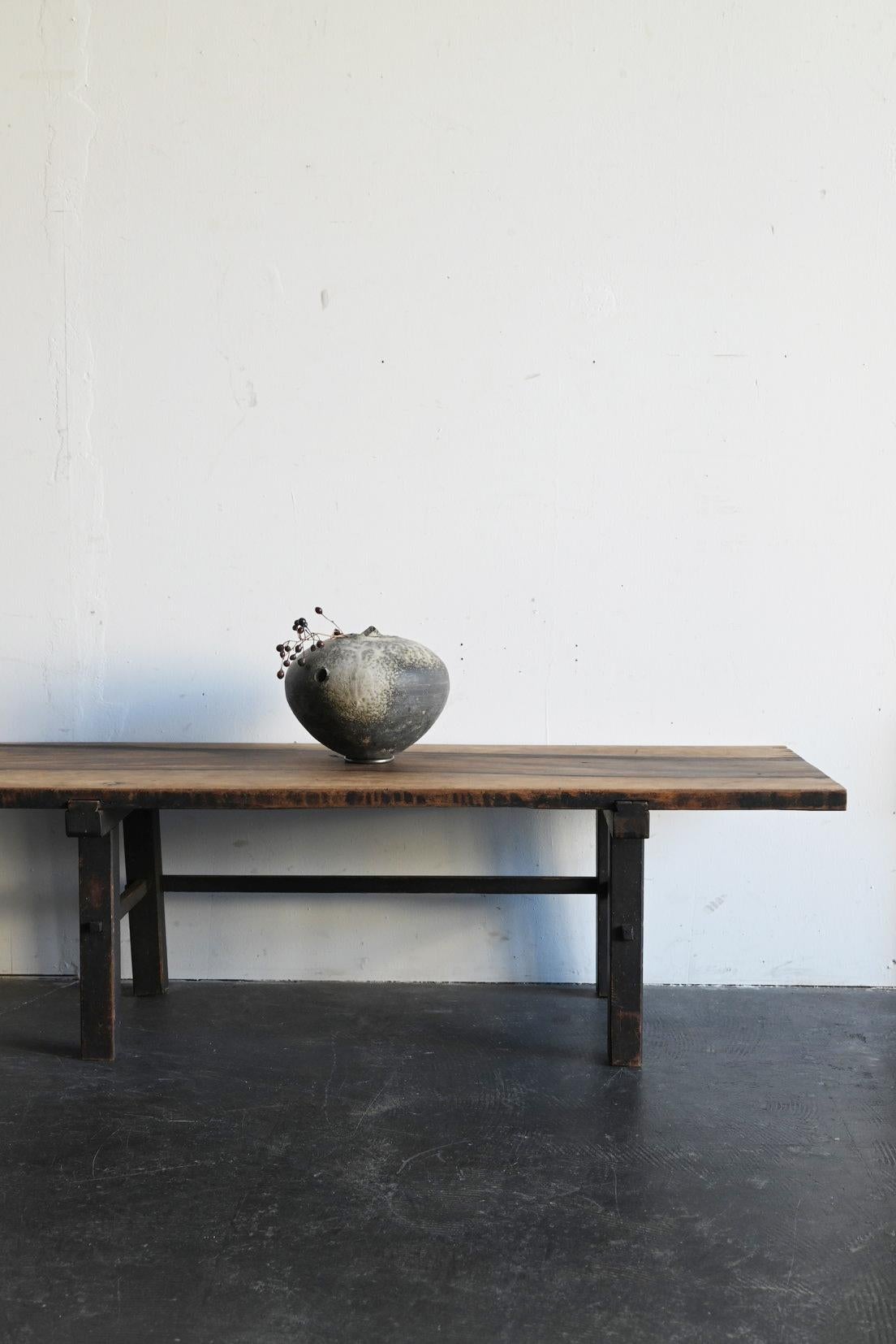 Table basse japonaise ancienne en bois avec un motif de lavage à l'encre de bon goût/Meiji en vente 12