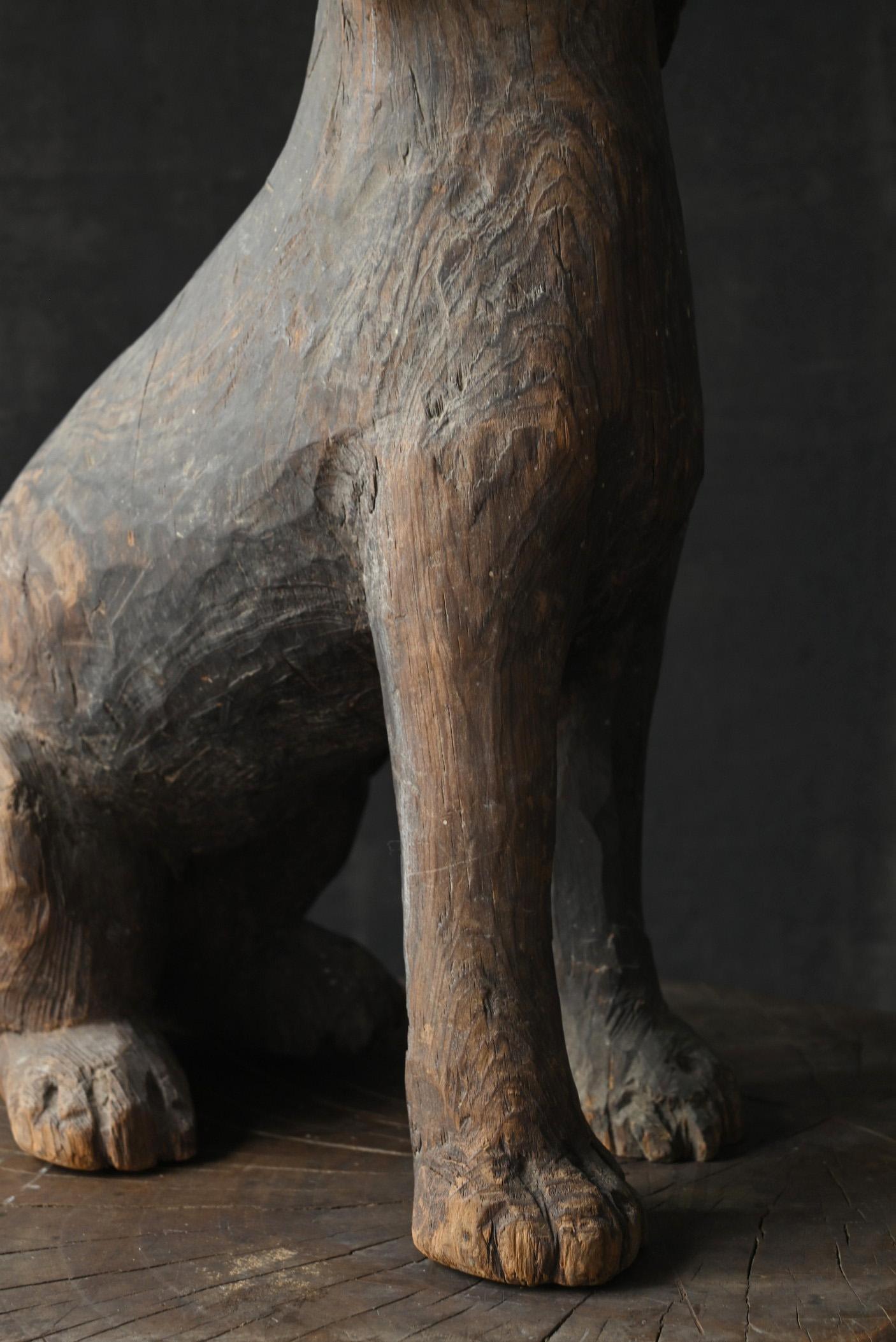 Antique Japanese wooden dog figurine / 1868-1920 / Meiji-Taisho period 1