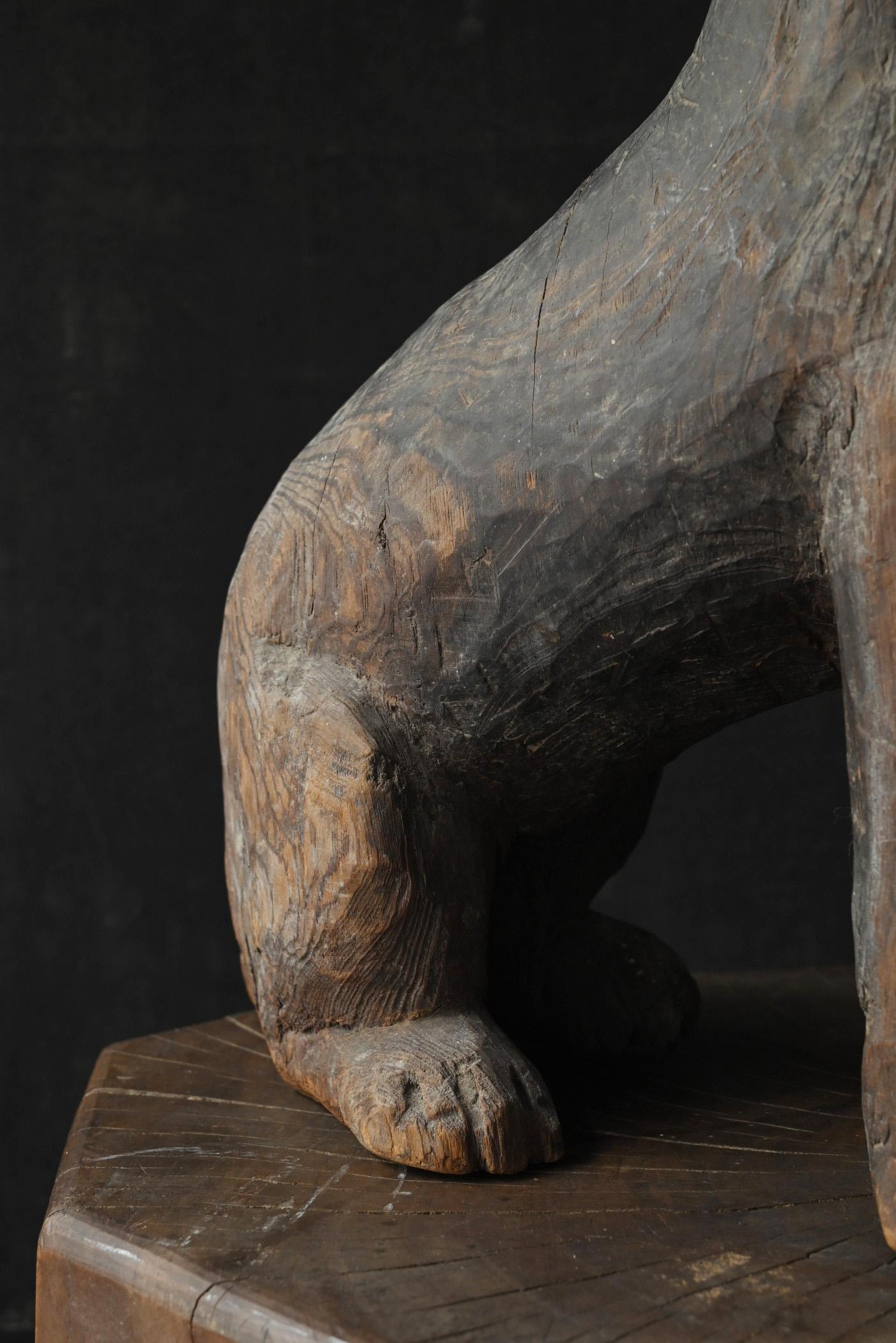 Antique Japanese wooden dog figurine / 1868-1920 / Meiji-Taisho period 2