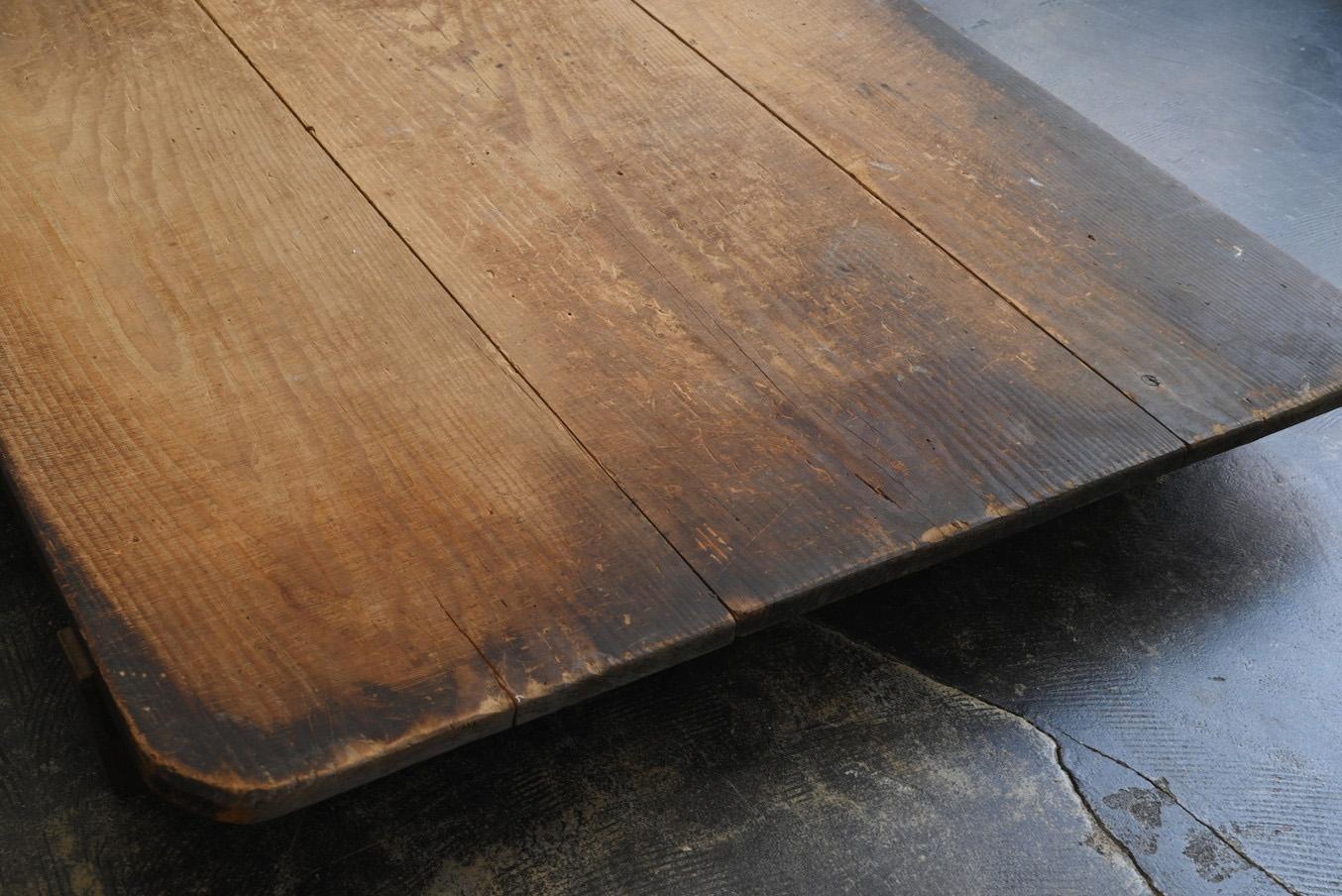 Cedar Antique Japanese wooden low table/1868-1920/Wabi-sabi table