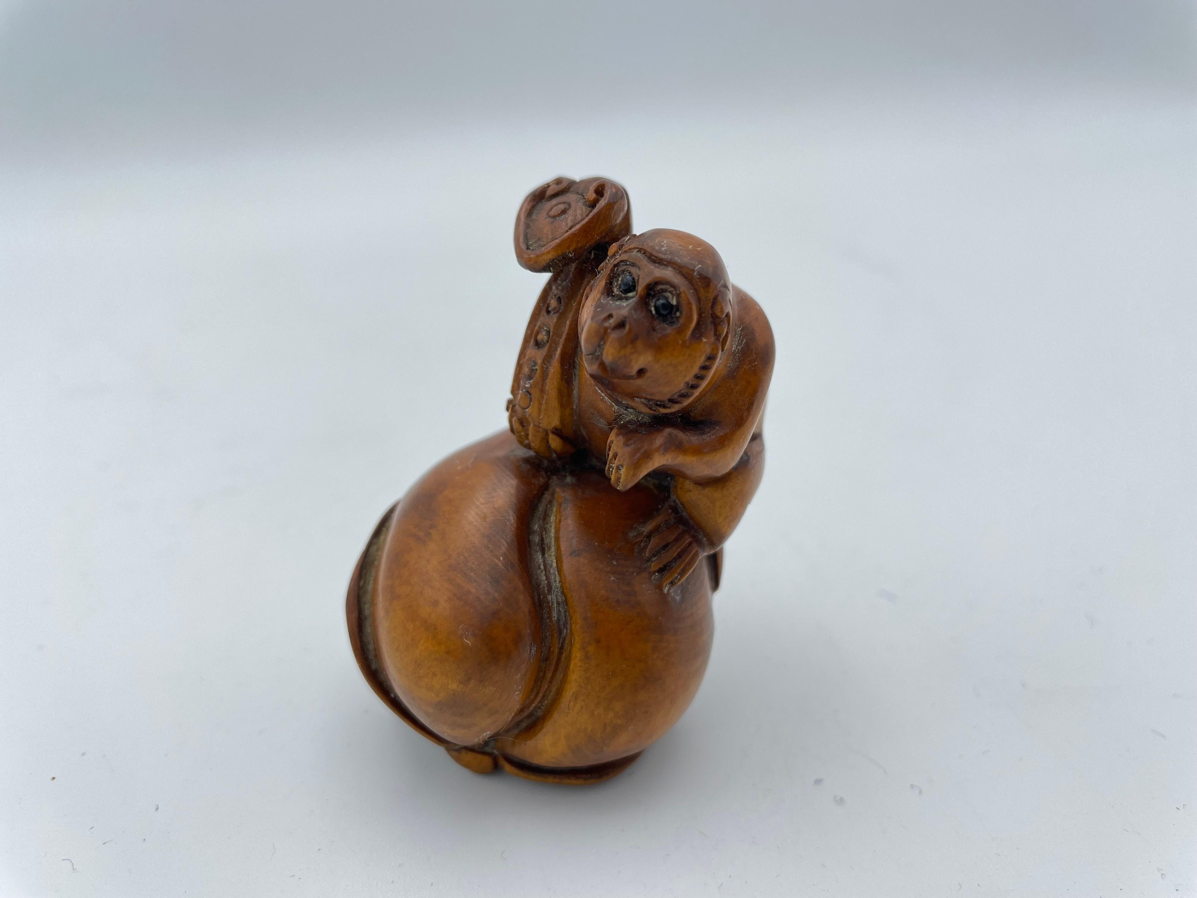 Antique Japanese Wooden Netsuke 'Monkey and Peach' Edo Era 1800s 1