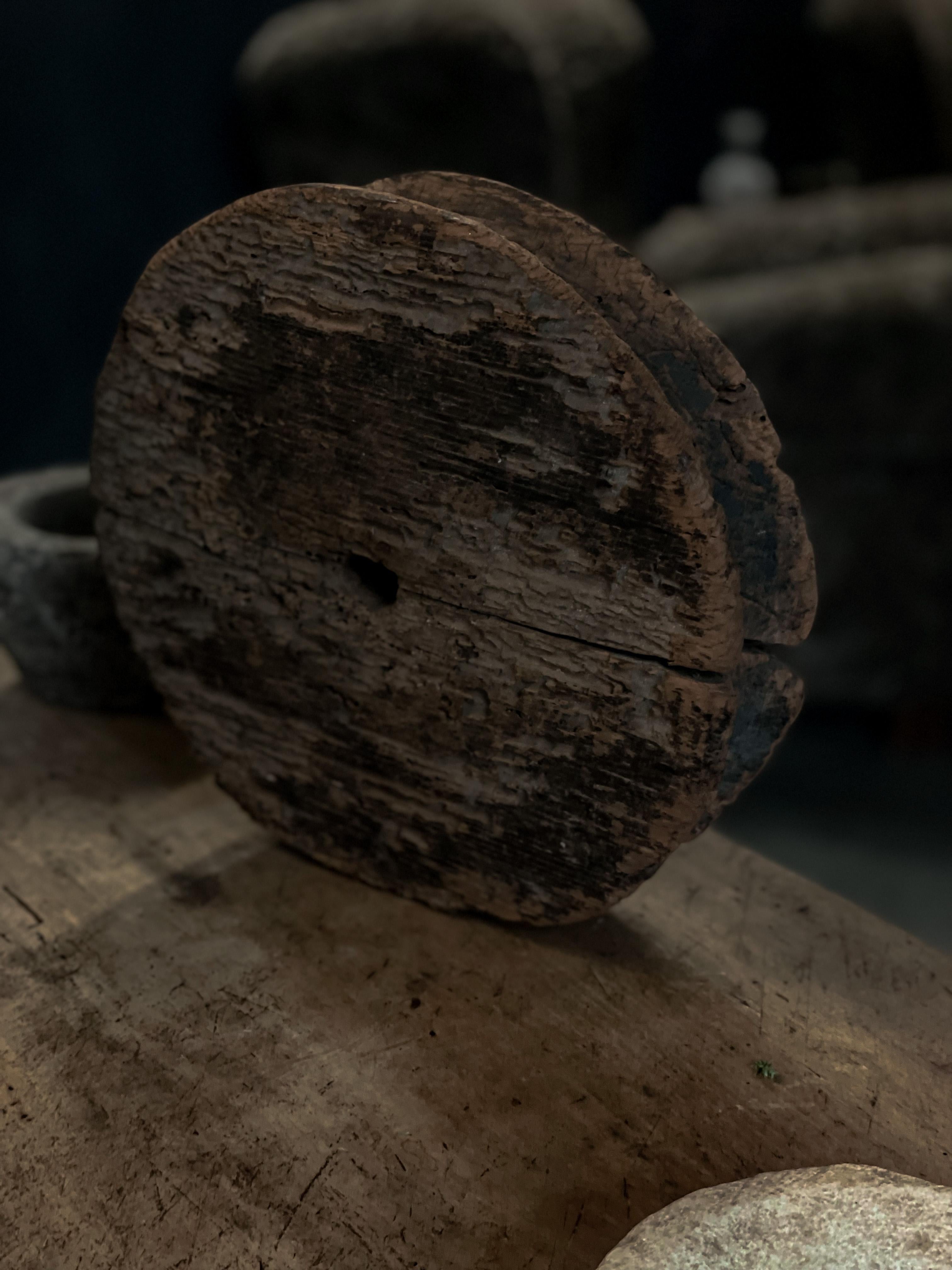 Antique Japanese Wooden Pulley - 1800s In Fair Condition For Sale In Asheville, NC