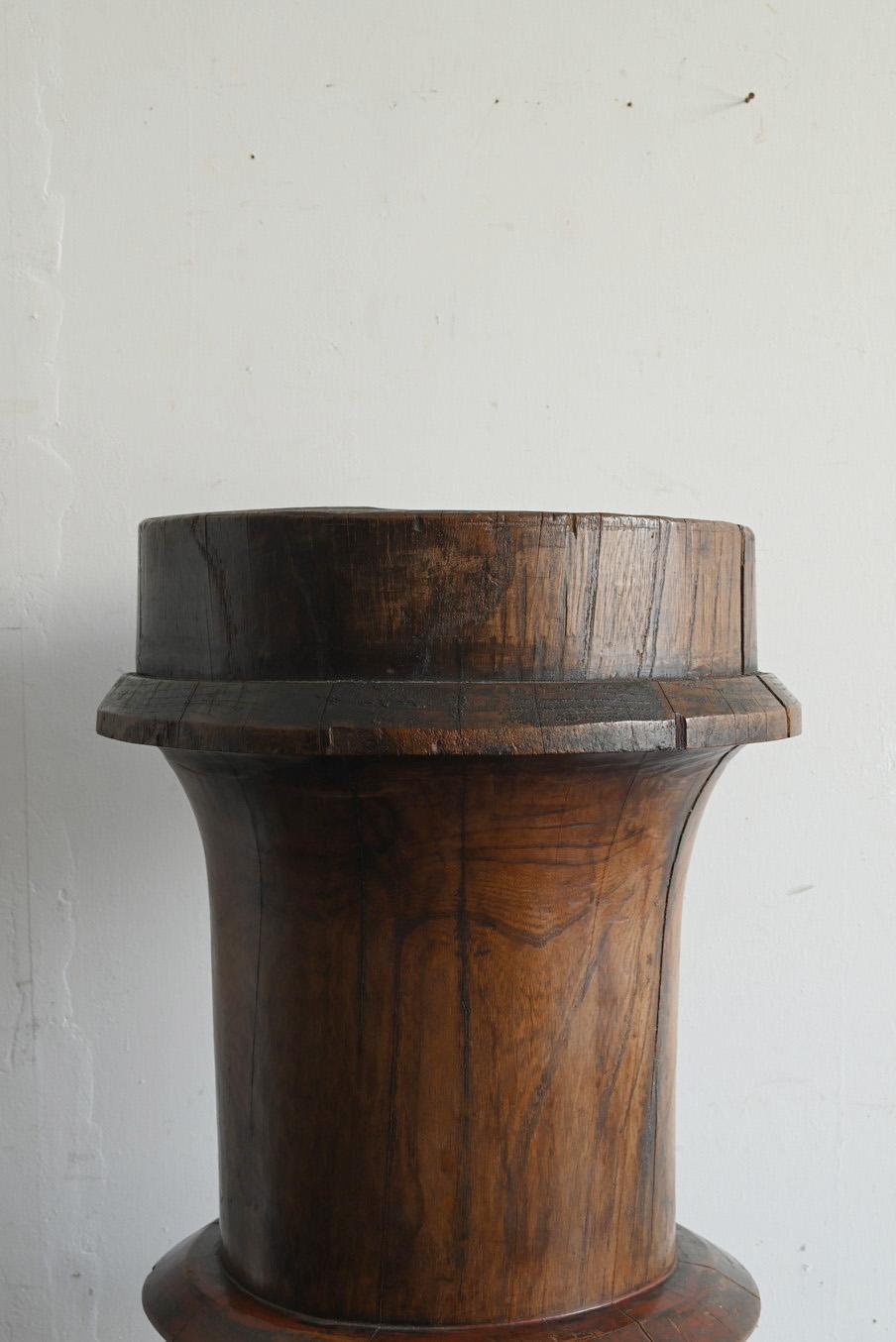 Meiji Antique Japanese wooden temple pillar object / 19th century / large decoration For Sale