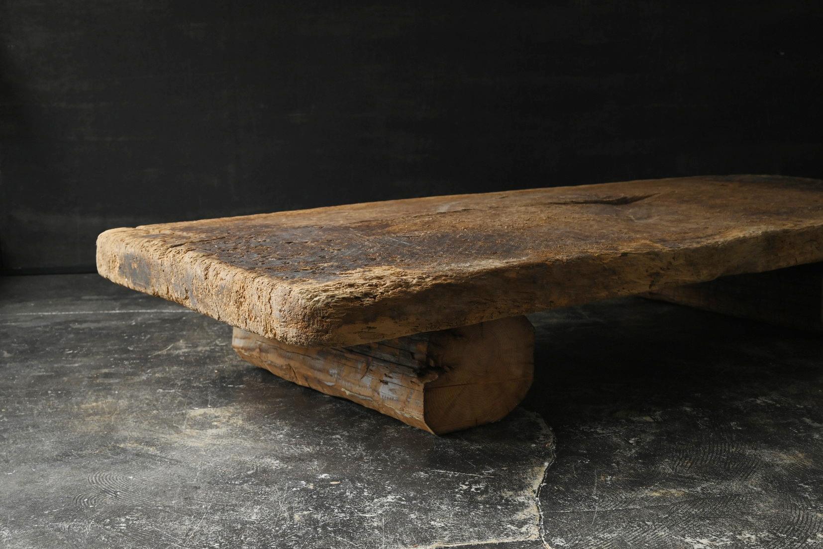 Ancienne table basse japonaise wabi-sabi en bois / 1868-1920 / table de canapé en vente 5