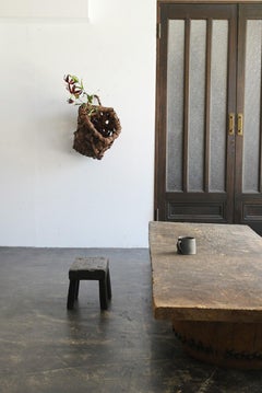 Antiker japanischer gewebter Wandhängender Korb aus dem 20. Jahrhundert/Wabi-sabi-Vase