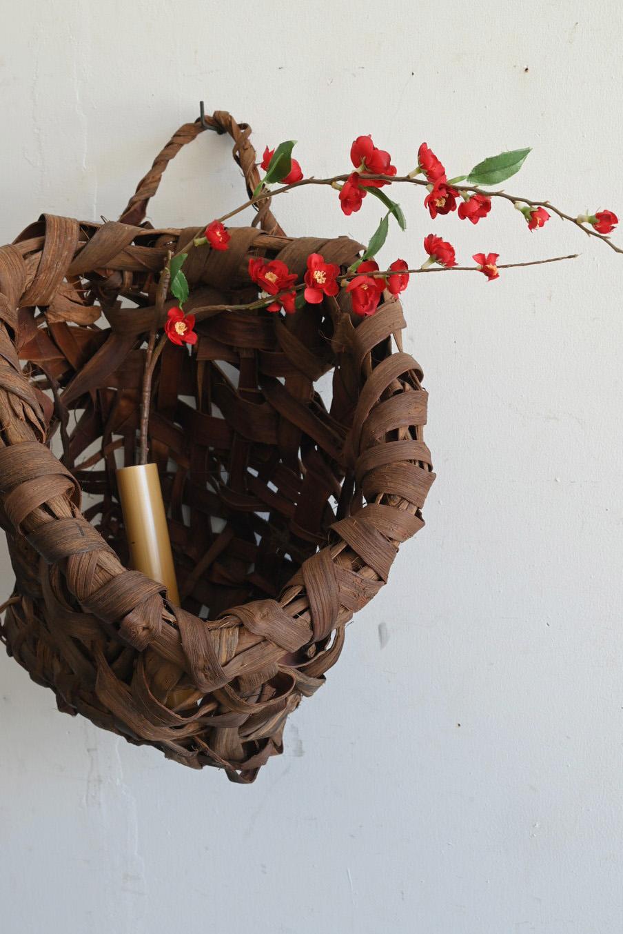 Hand-Woven Antique Japanese woven wall hanging basket/20th century/Wabi-sabi vase For Sale