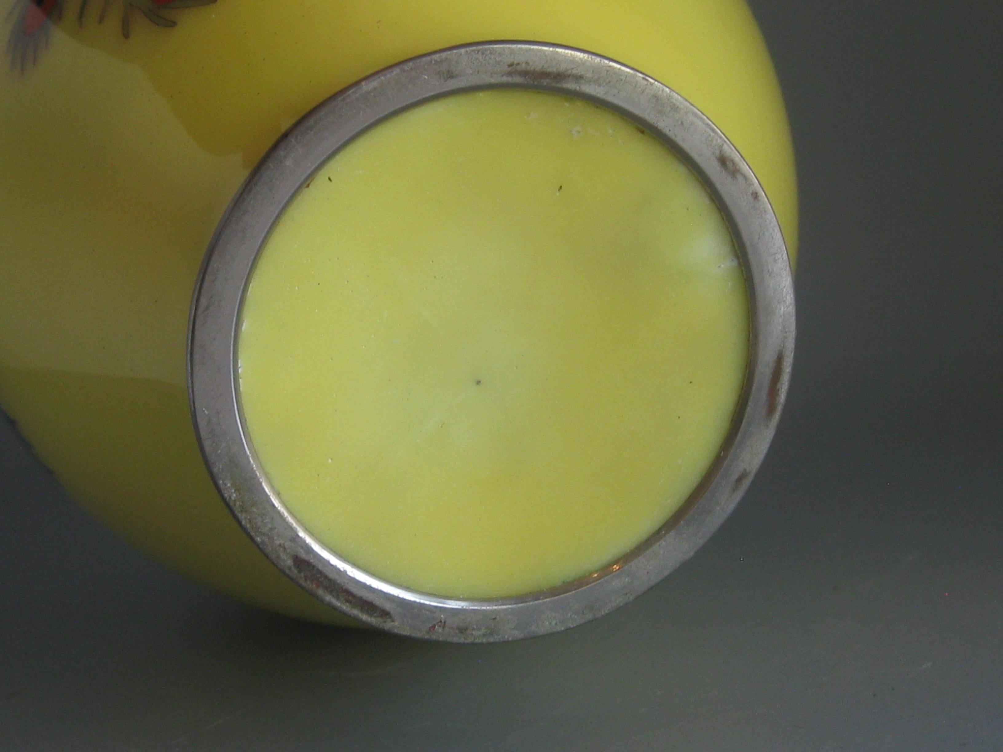 Antique Japanese Yellow Cloisonné Enamel Vase with Hoo-oo Bird Meiji Era 8