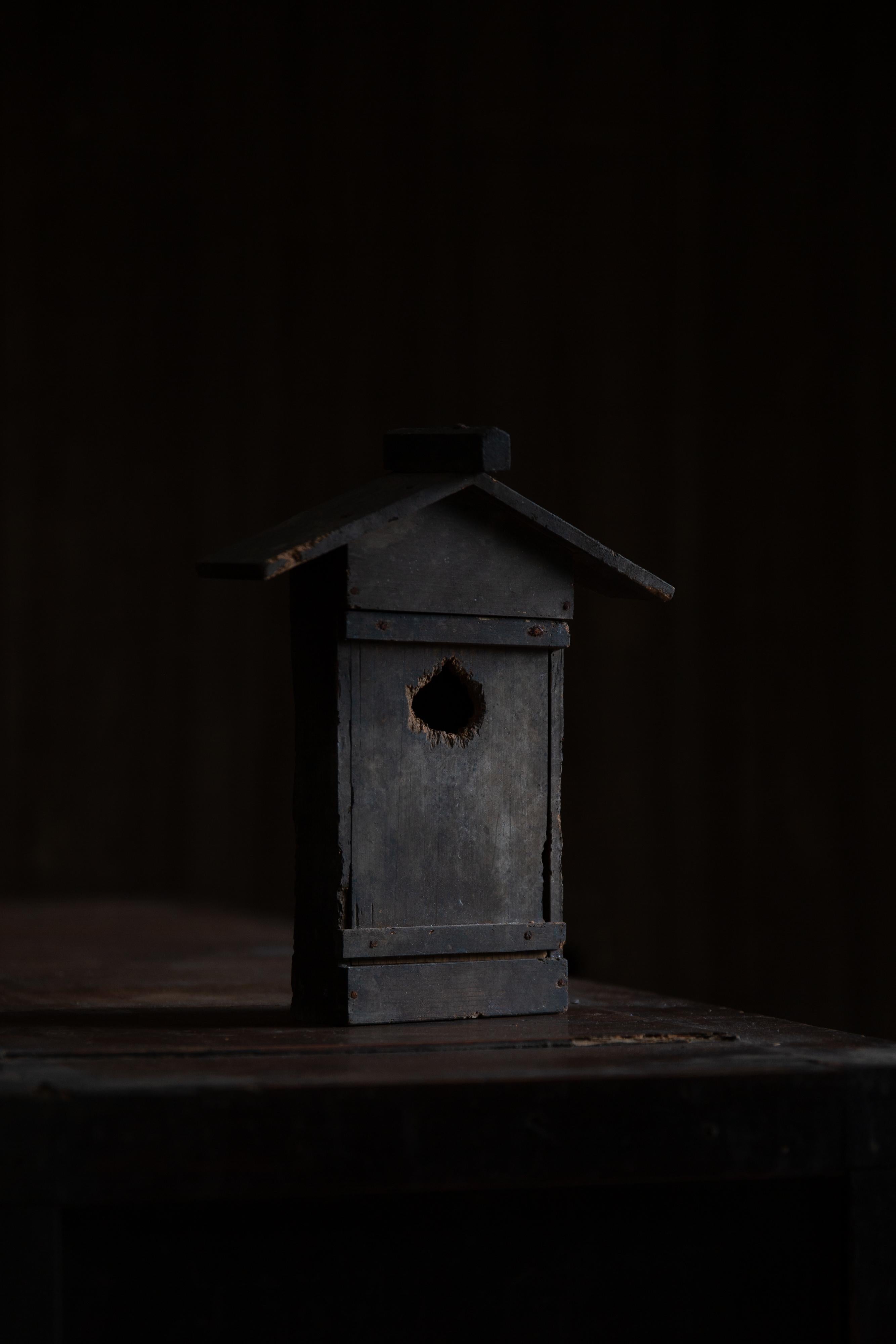 Mini sanctuaire japonais antique Zushi, porte-talisman shintoïste, décoration murale wabi sabi. en vente 11