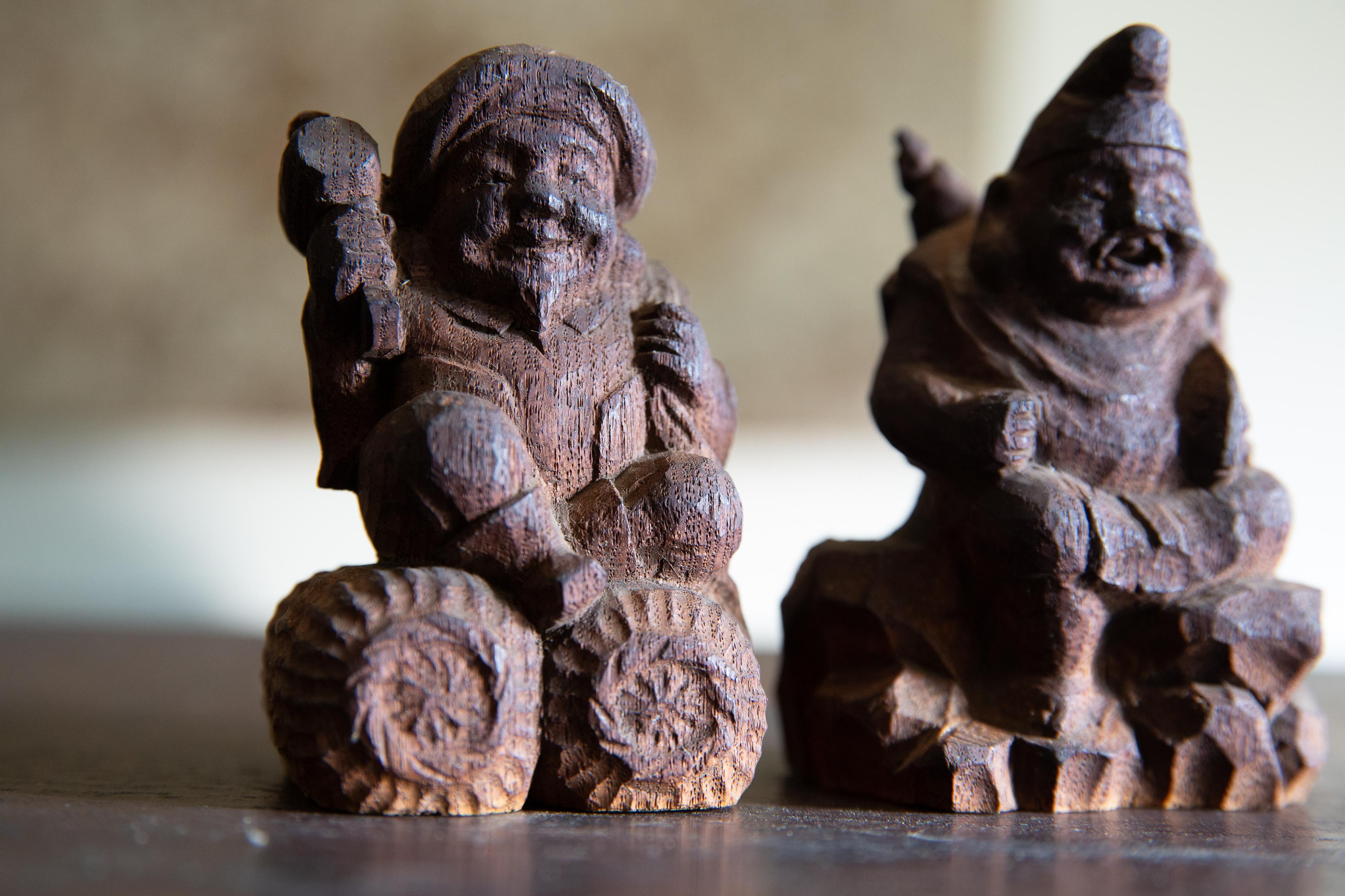Antique Japanese Zushi mini shrine w/ Ebisu & Daikoku figurines wabi sabi mingei 2