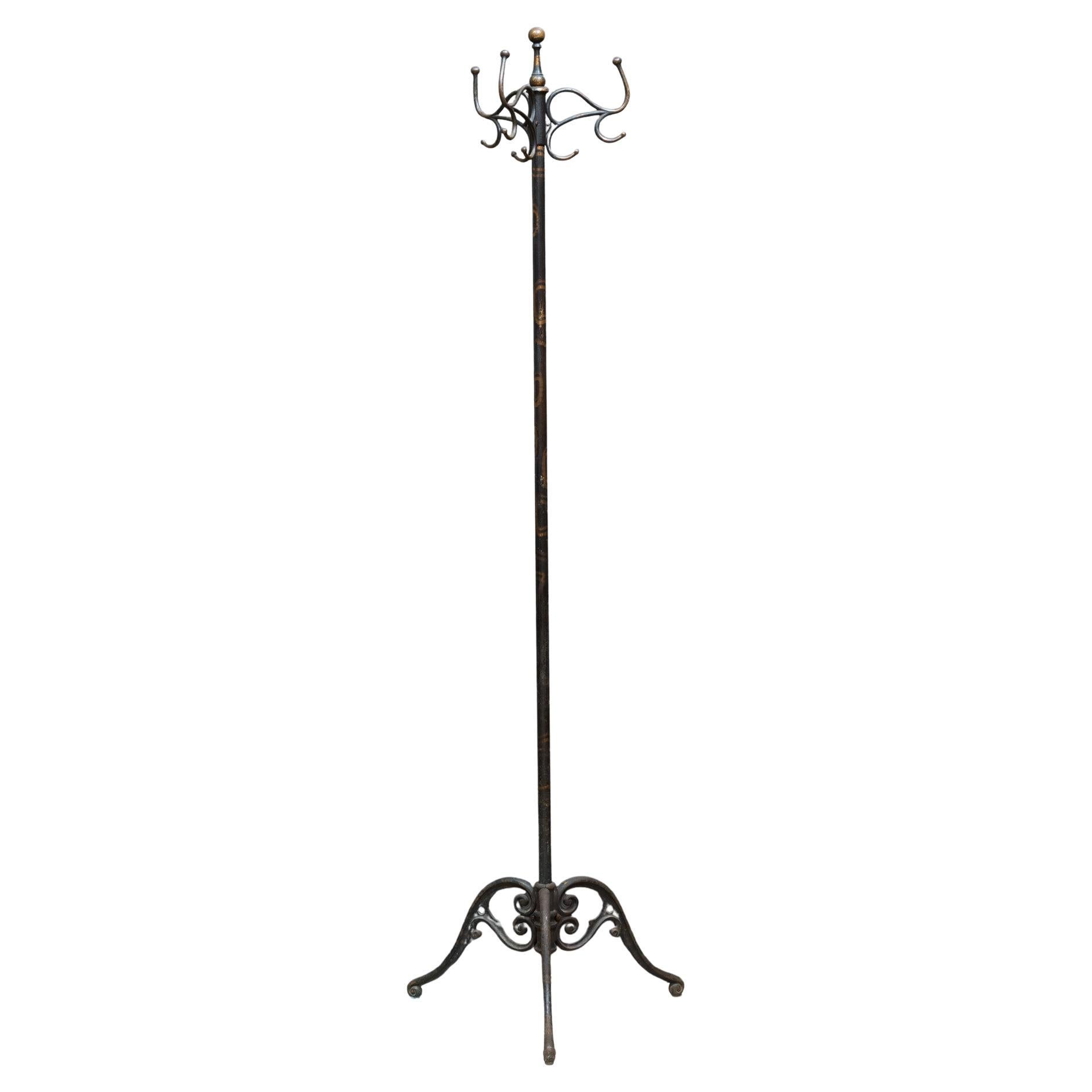 A.I.C. C.C. Ancien porte-manteau en cuivre japanné c.1880 en vente