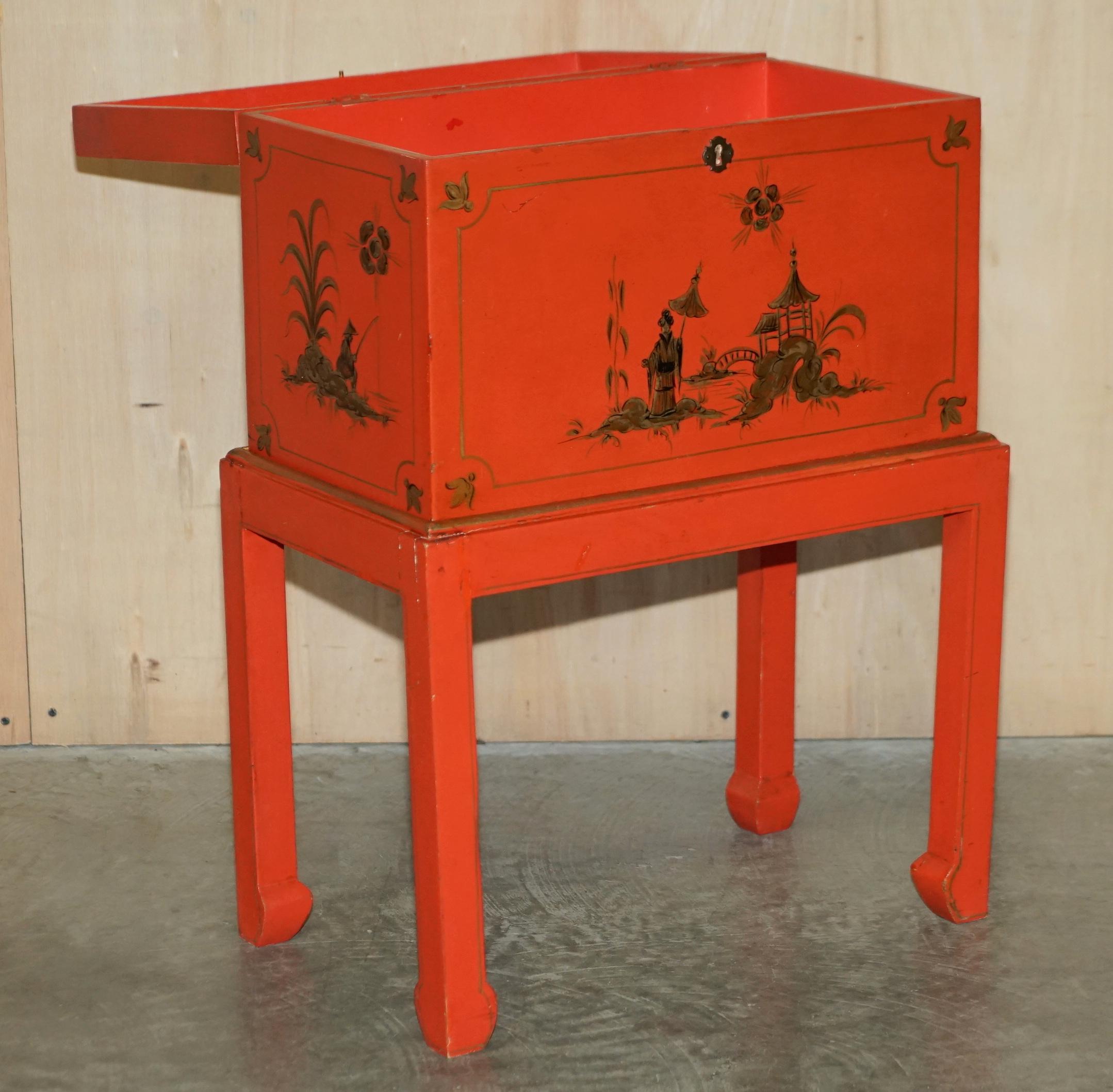 Antique Japanned Oriental Side Table Chest on Stand Hand Painted and Lacquered For Sale 12