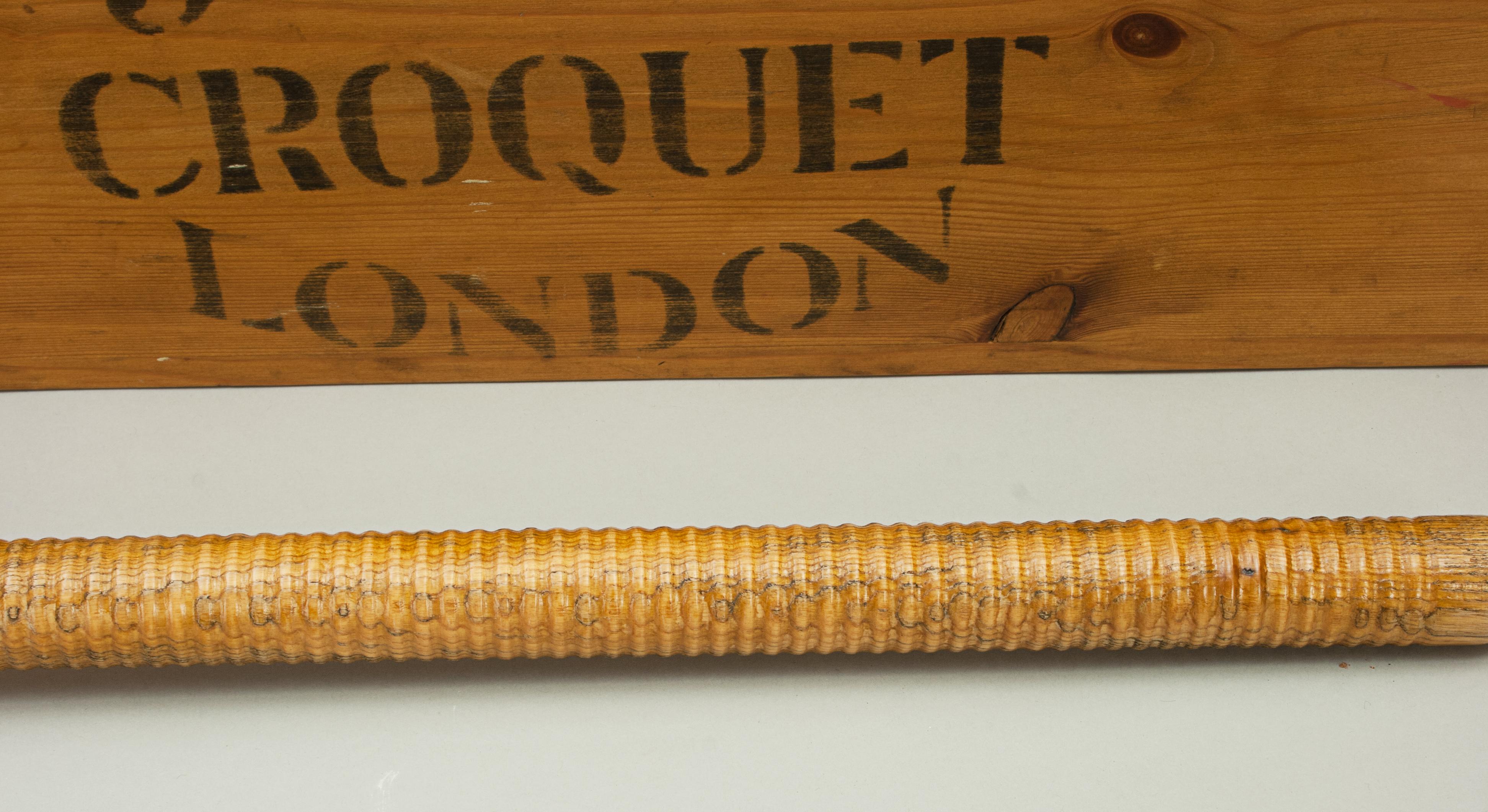 Antique Jaques 'Corrigrip' Croquet Set in Original Pine Box In Good Condition In Oxfordshire, GB
