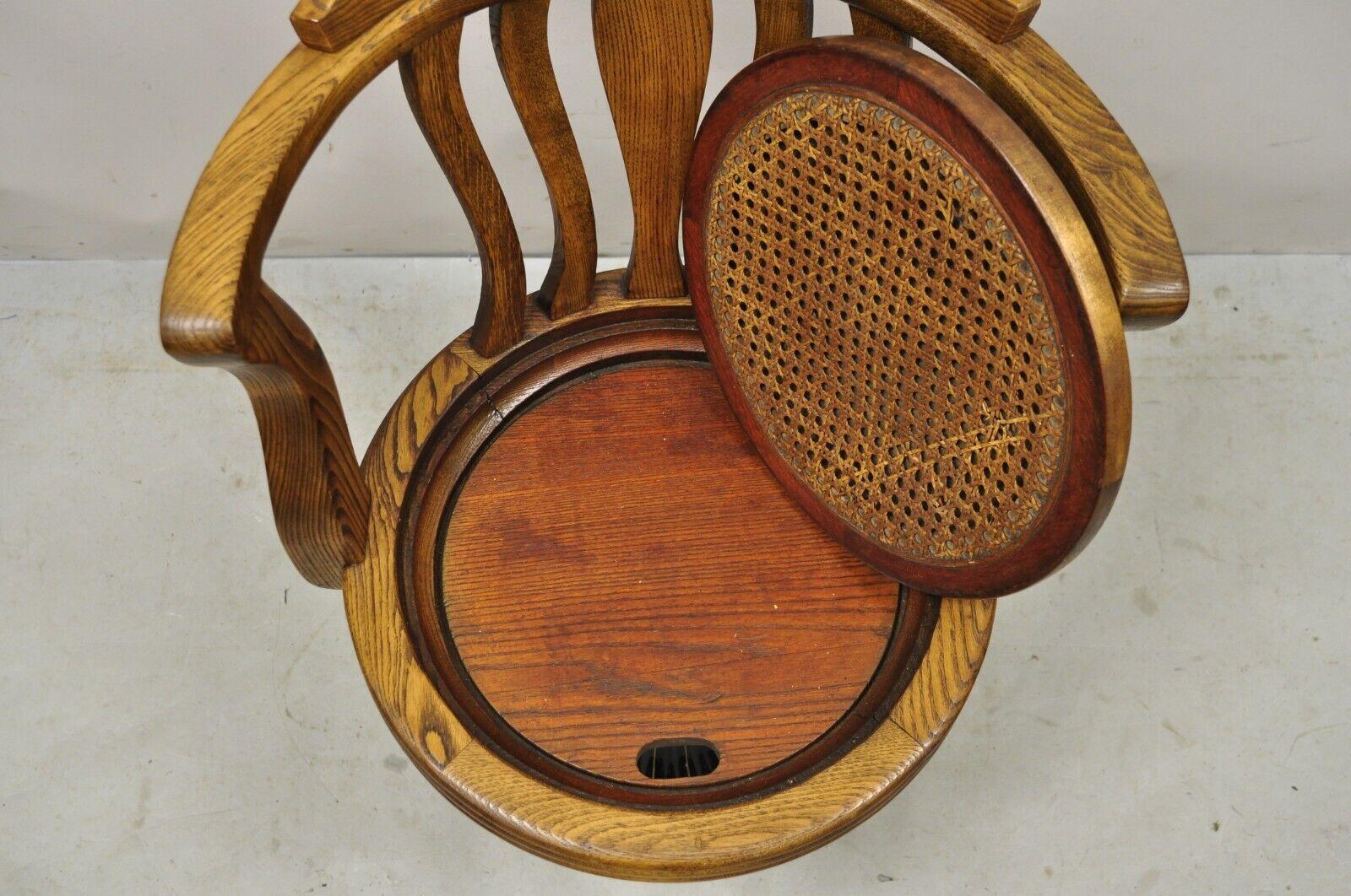 Early 20th Century Antique JB Van Sciver Oak Wood Swivel Ship Captains Courthouse Chair For Sale