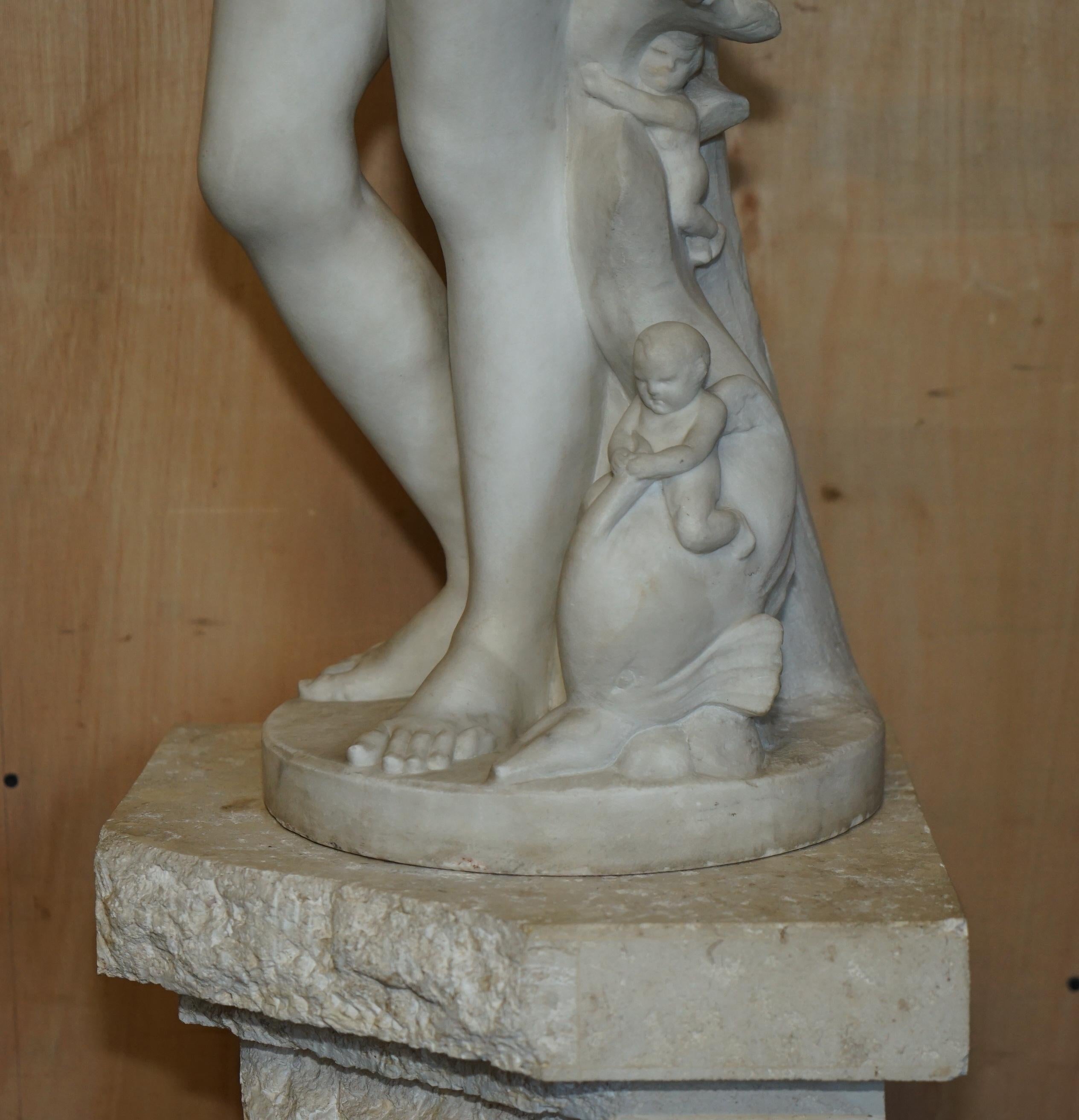 19th Century ANTIQUE JEAN- ANTOINE HOUDON SiGNED LARGE VENUS DE MILO MARBLE STATUE ON PLINTH For Sale