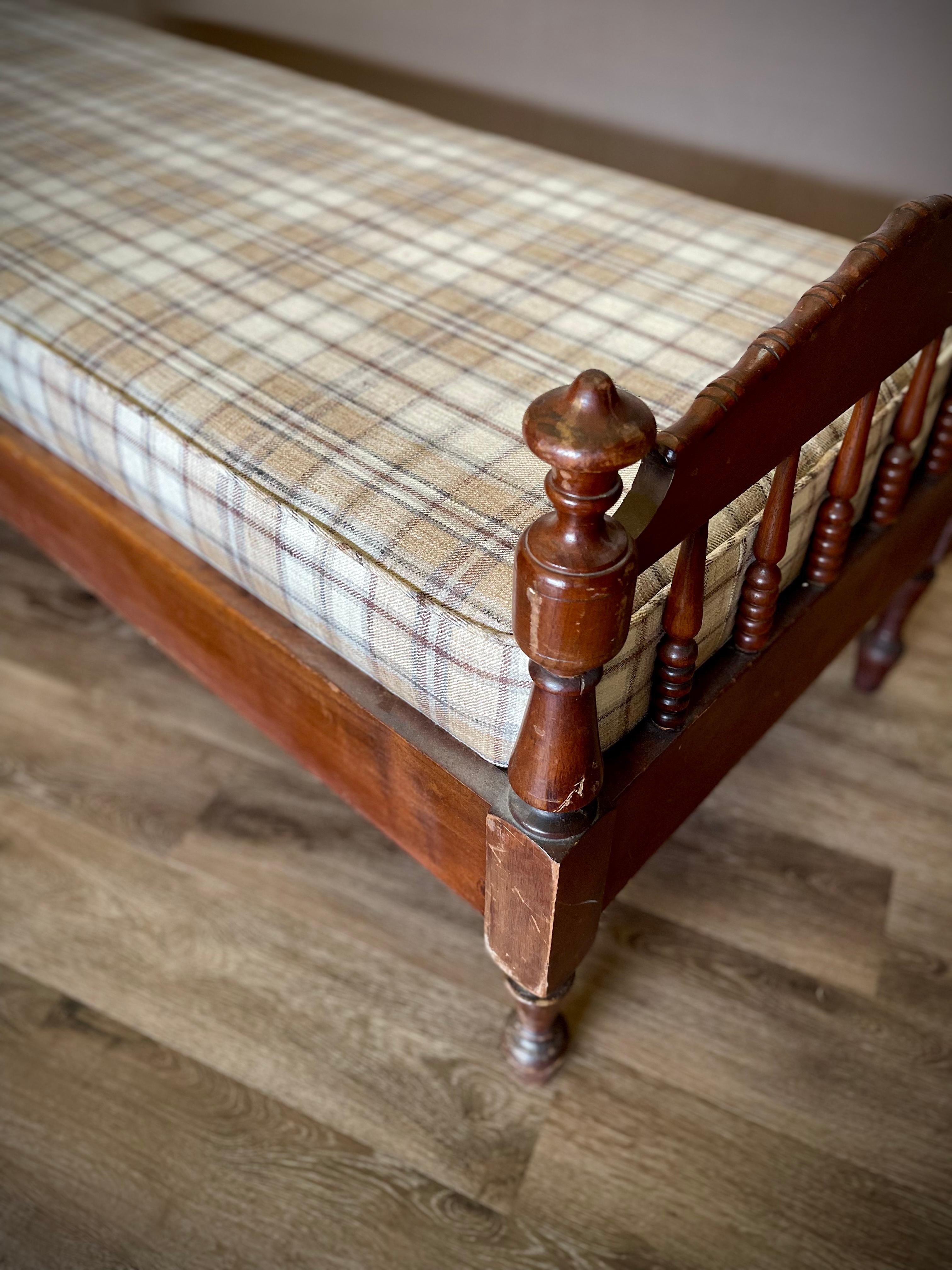 jenny lind daybed vintage