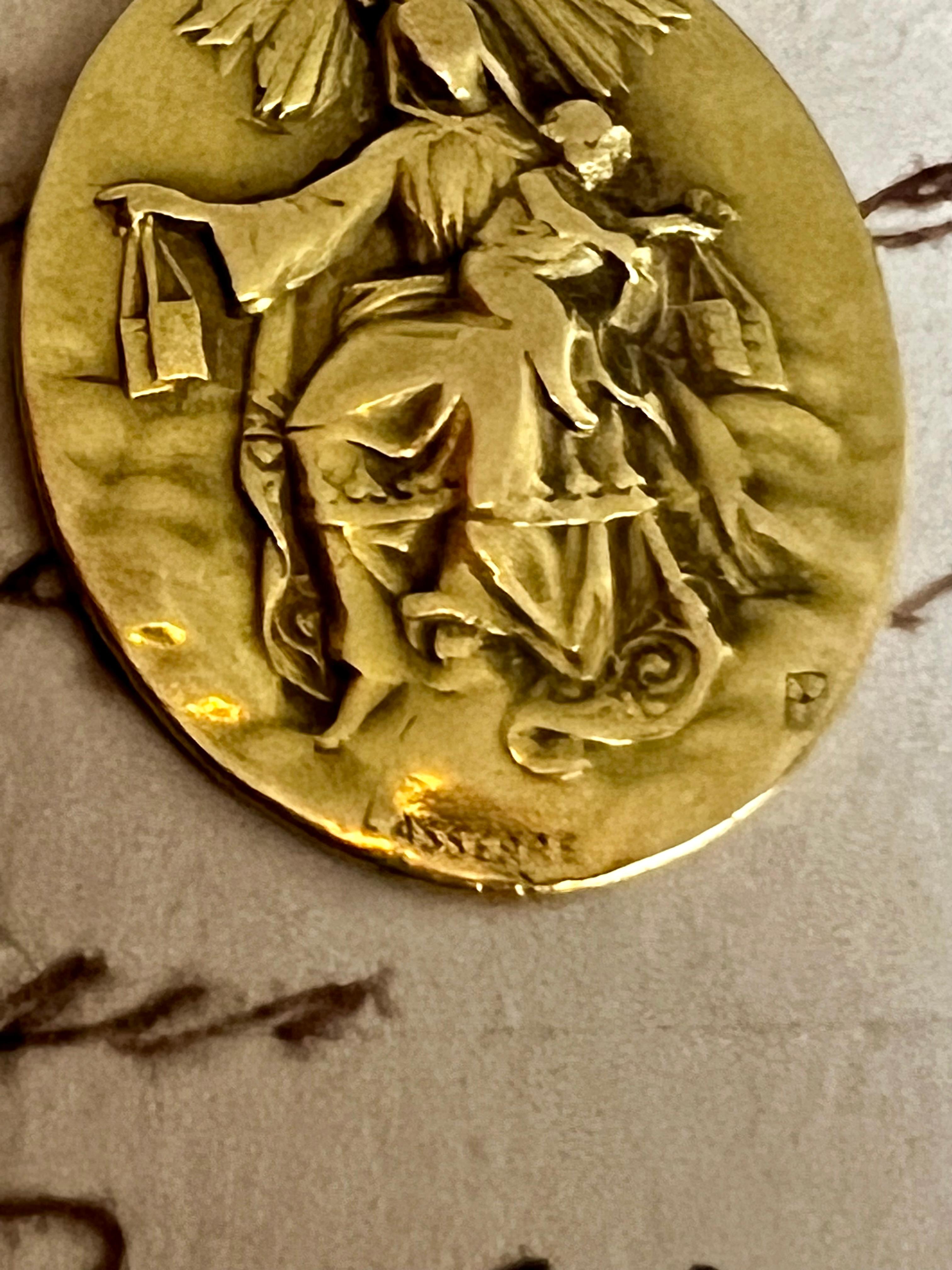 Antique Jesus Christ Virgin Mary Pendant 18 ct Yellow Gold Art Nouveau Lasserre In Excellent Condition In Mārupe, LV