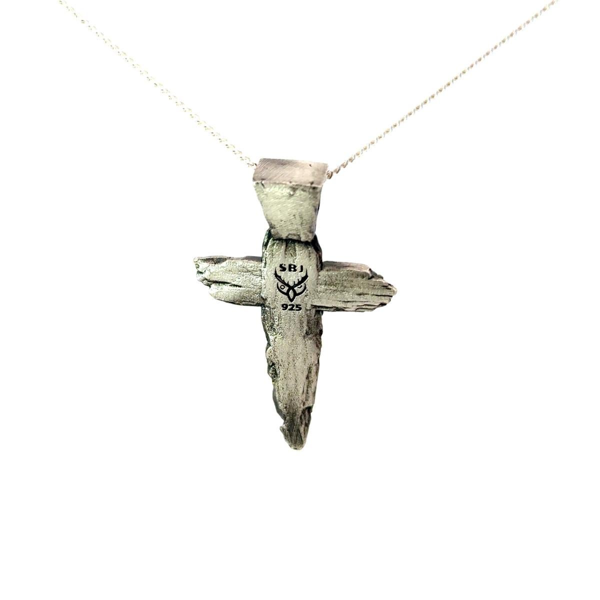 Antico ciondolo cattolico con Gesù in croce realizzato in argento sterling 925 in vendita 3