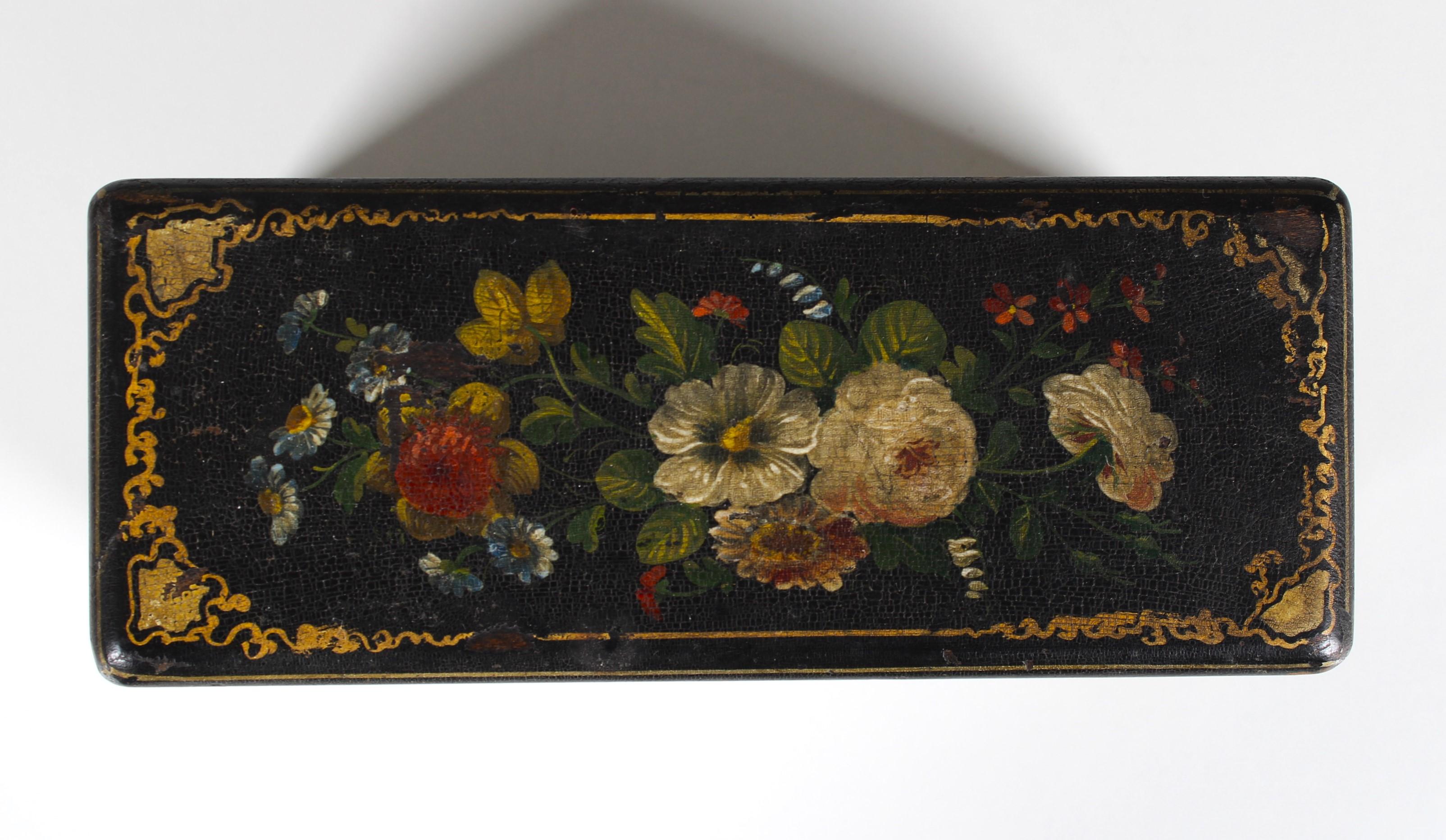 Antique Jewelry Box, Hand-painted, France, Around 1900 For Sale 2