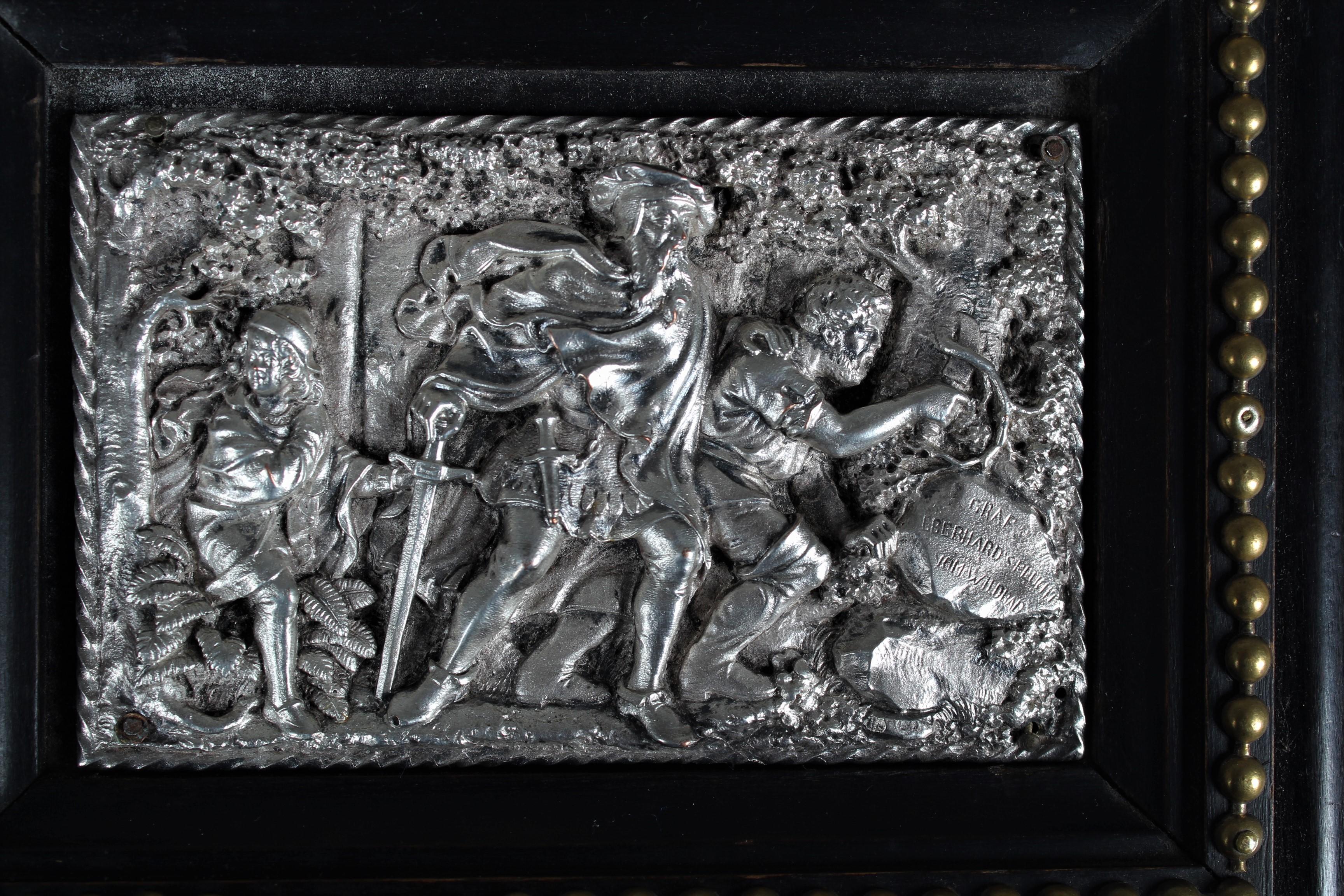 Antiquité Boîte à bijoux, petit coffre, A Silver Ornamental, circa 1900 en vente 4