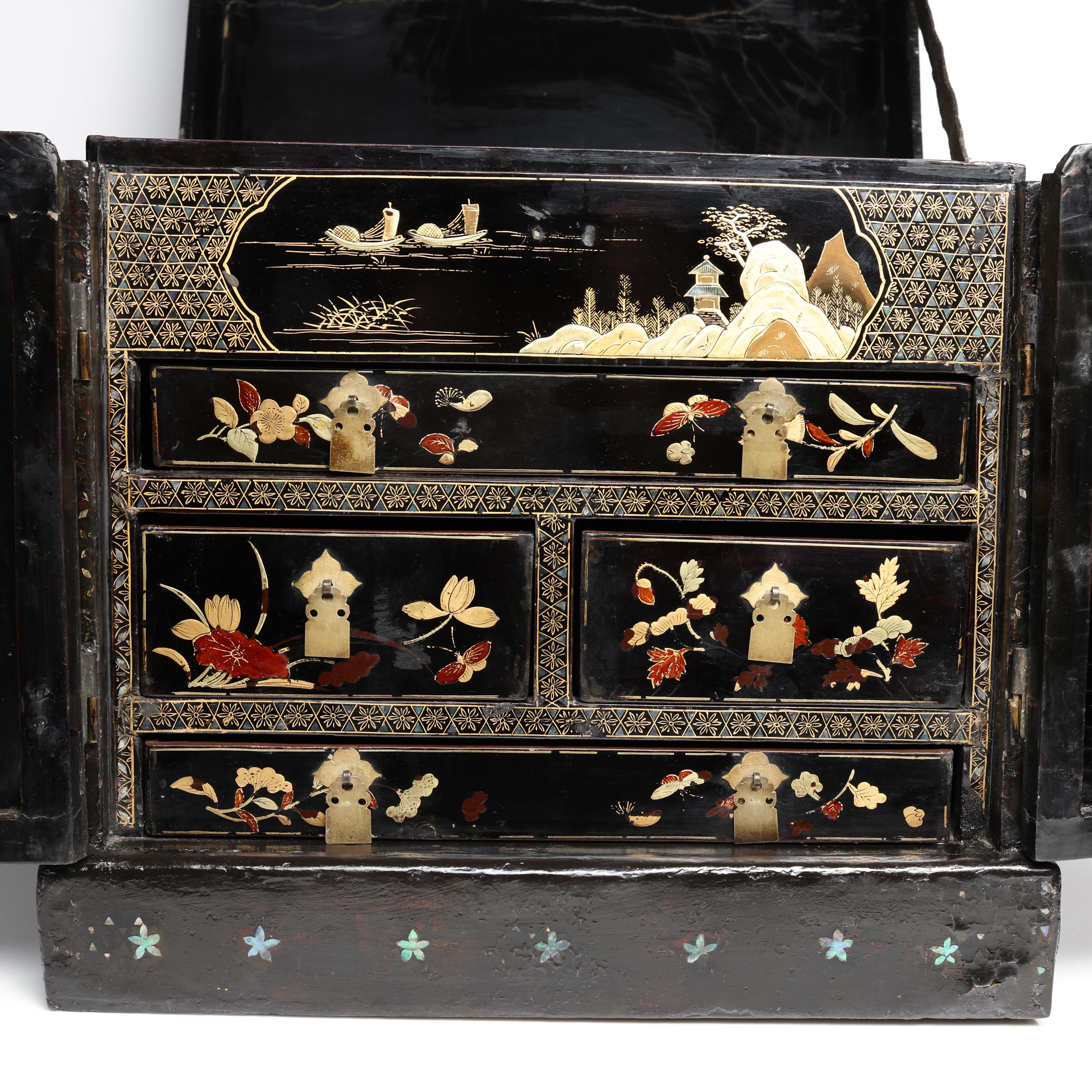  Ancienne commode japonaise laquée noire Unisexe 